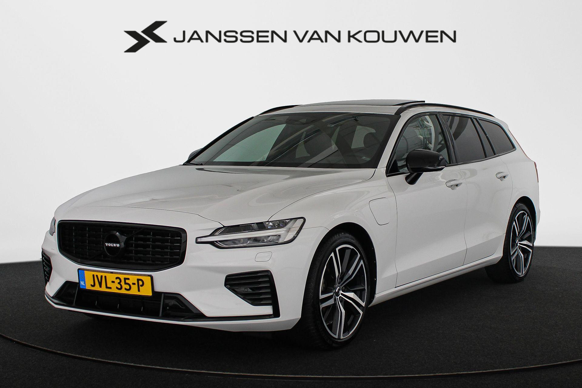 Volvo V60 2.0 T6 Recharge AWD R-Design