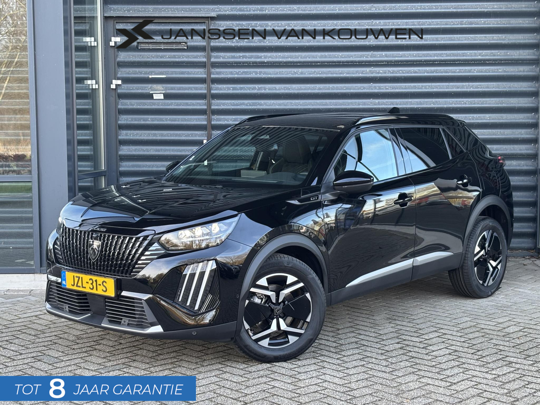 Peugeot 2008 1.2 Hybrid 145 GT