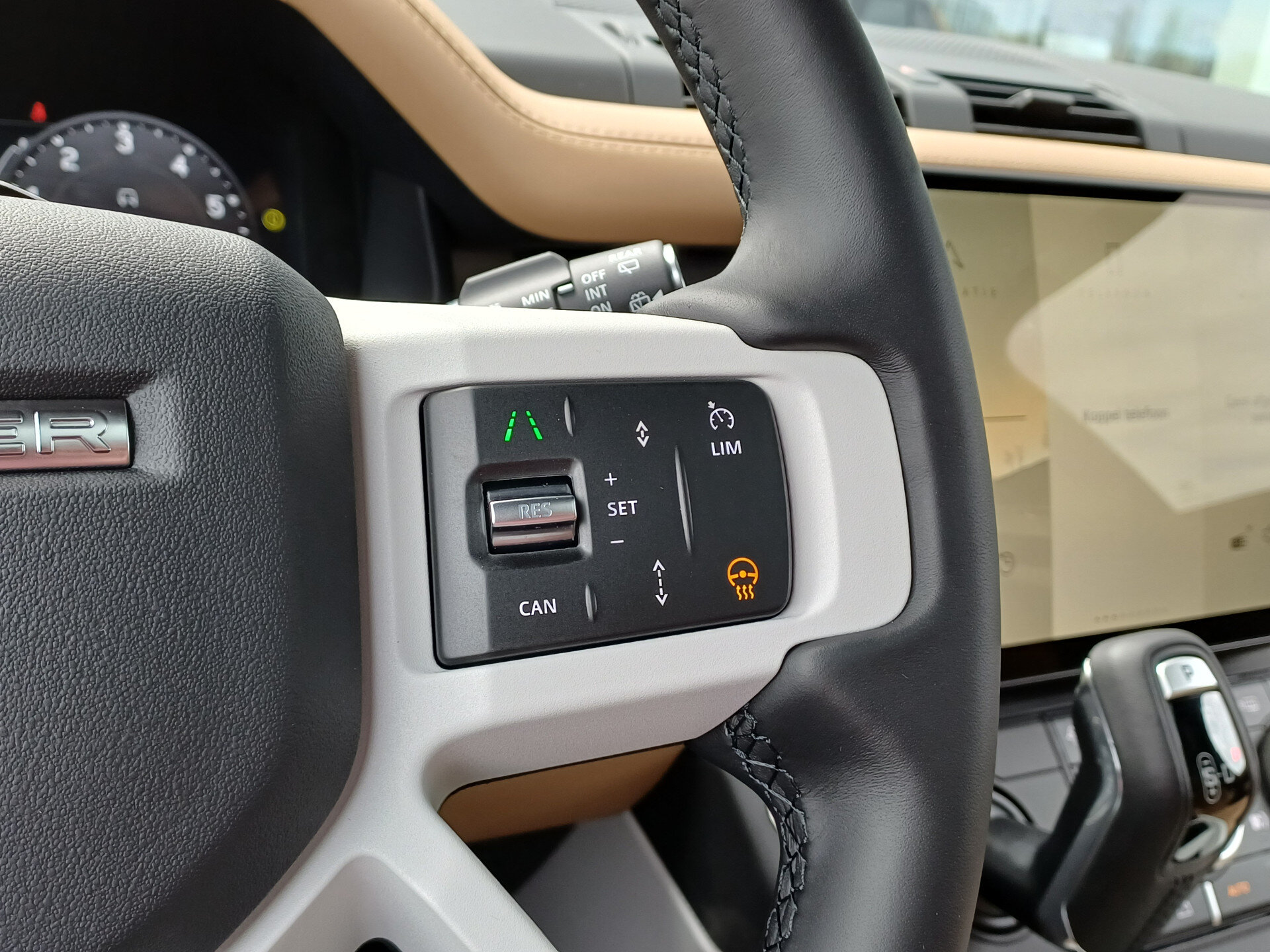 Land Rover Defender 110 P300e 300pk AWD 110 Dynamic HSE Edition - Afbeelding 4