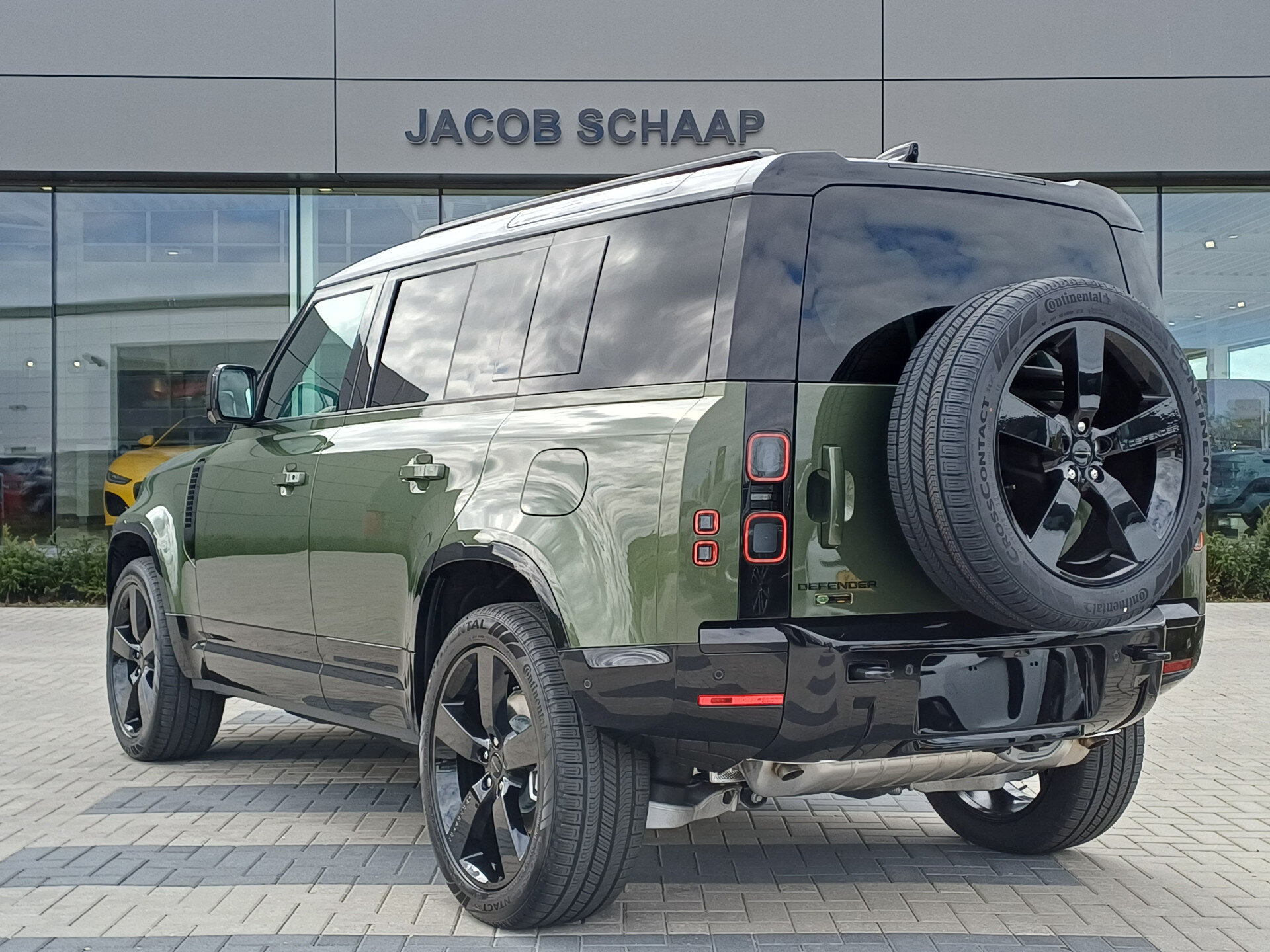 Land Rover Defender 110 P300e 300pk AWD 110 Dynamic HSE Edition - Afbeelding 5