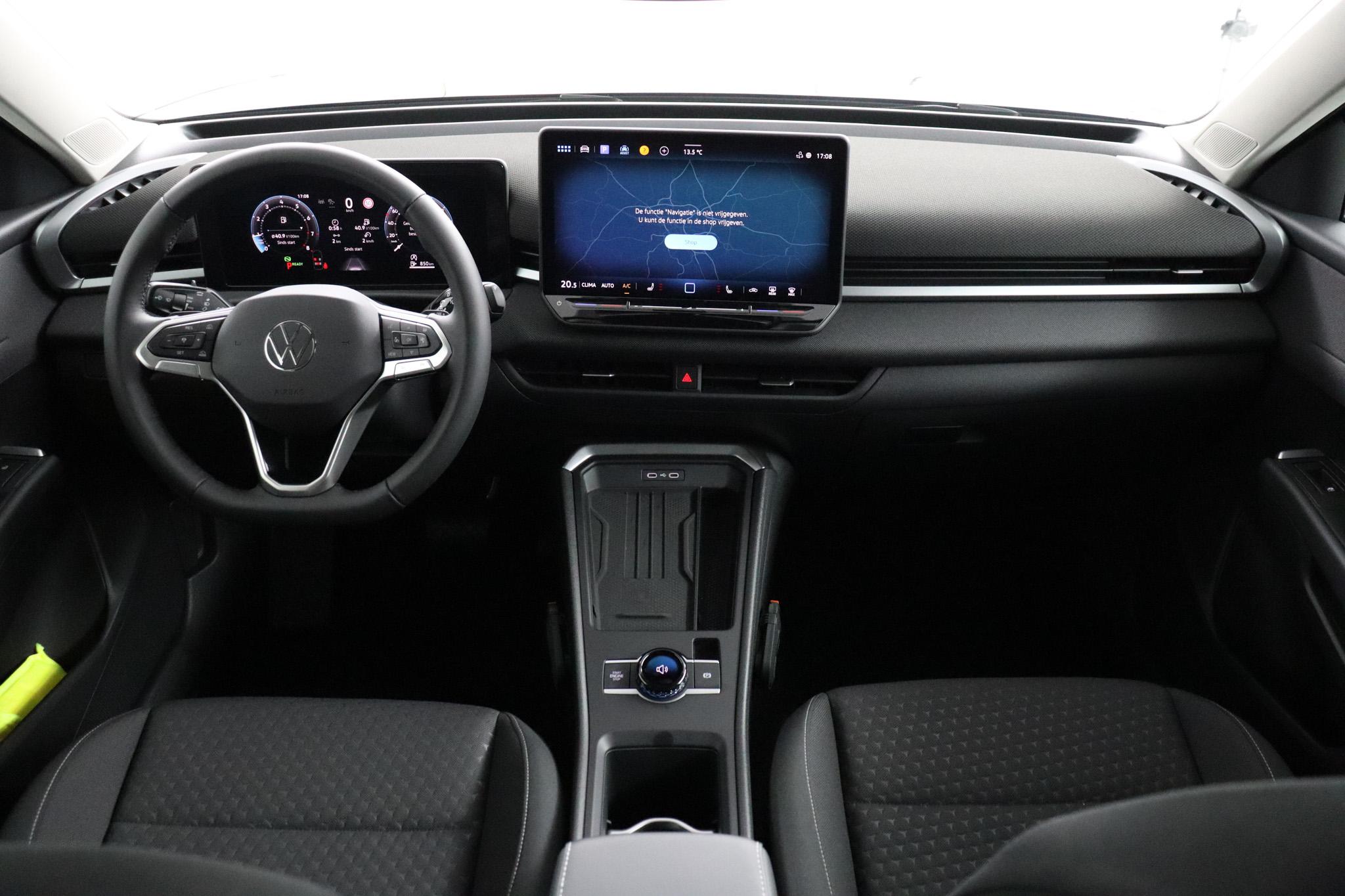 Volkswagen T-Roc Life First Edition 1.5 eTSI 85 kW / 116 PK SUV 7 v - Afbeelding 5