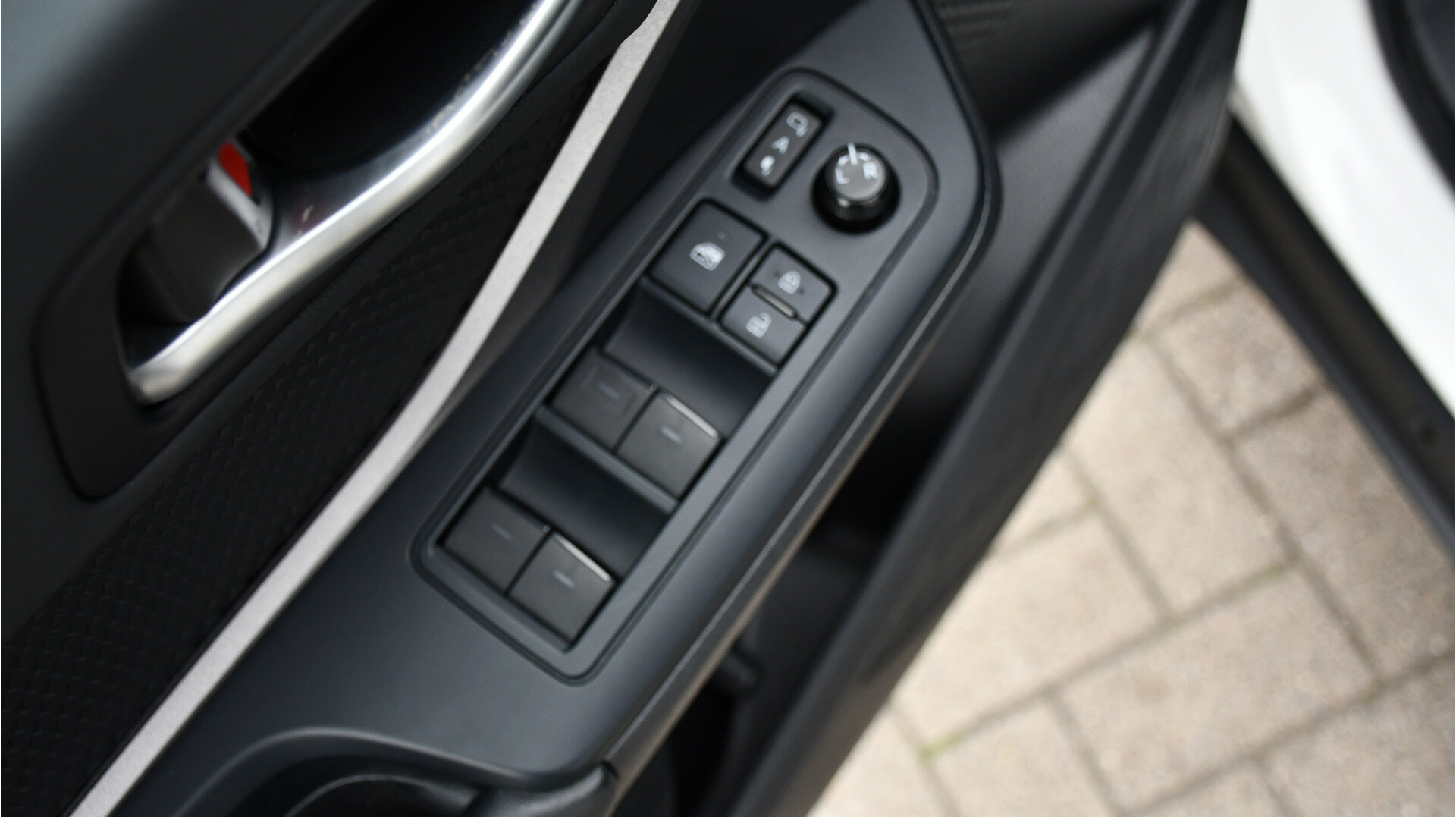 Toyota C-HR 1.8 Hybrid Active Limited Automaat 122pk - Afbeelding 4