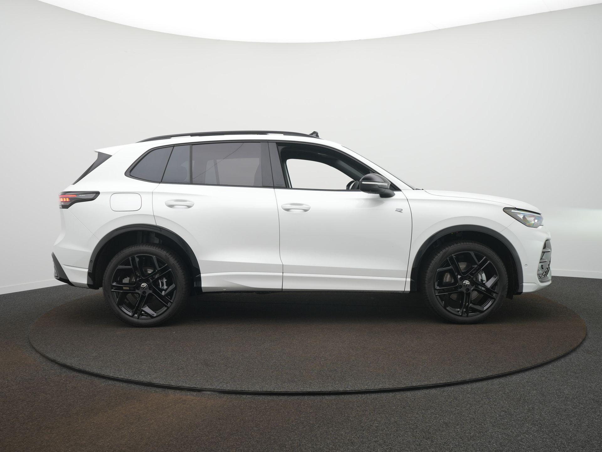 Volkswagen Tiguan R-Line Edition 1.5 eHybrid 200 kW / 272 PK SUV 6 v - Afbeelding 5