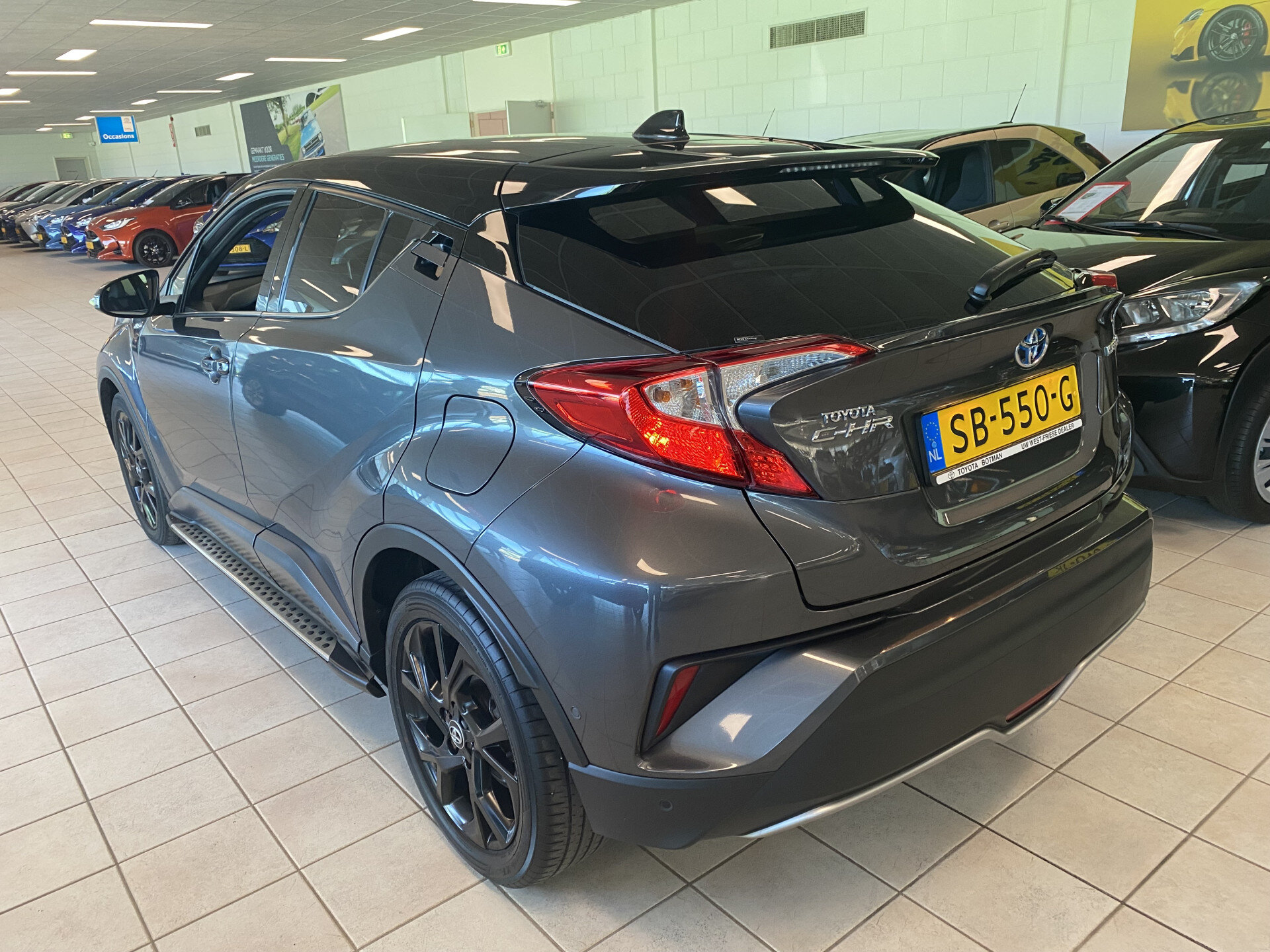 Toyota C-HR 1.8 Hybrid Black Edition - Afbeelding 4