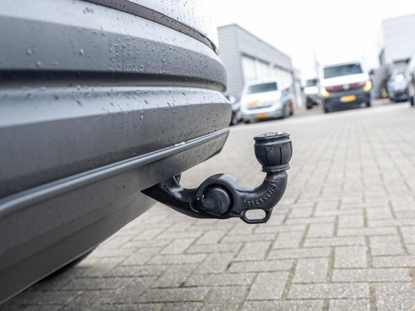 trekhaak elektrisch wegklapbaar trekhaak elektrisch wegklapbaar