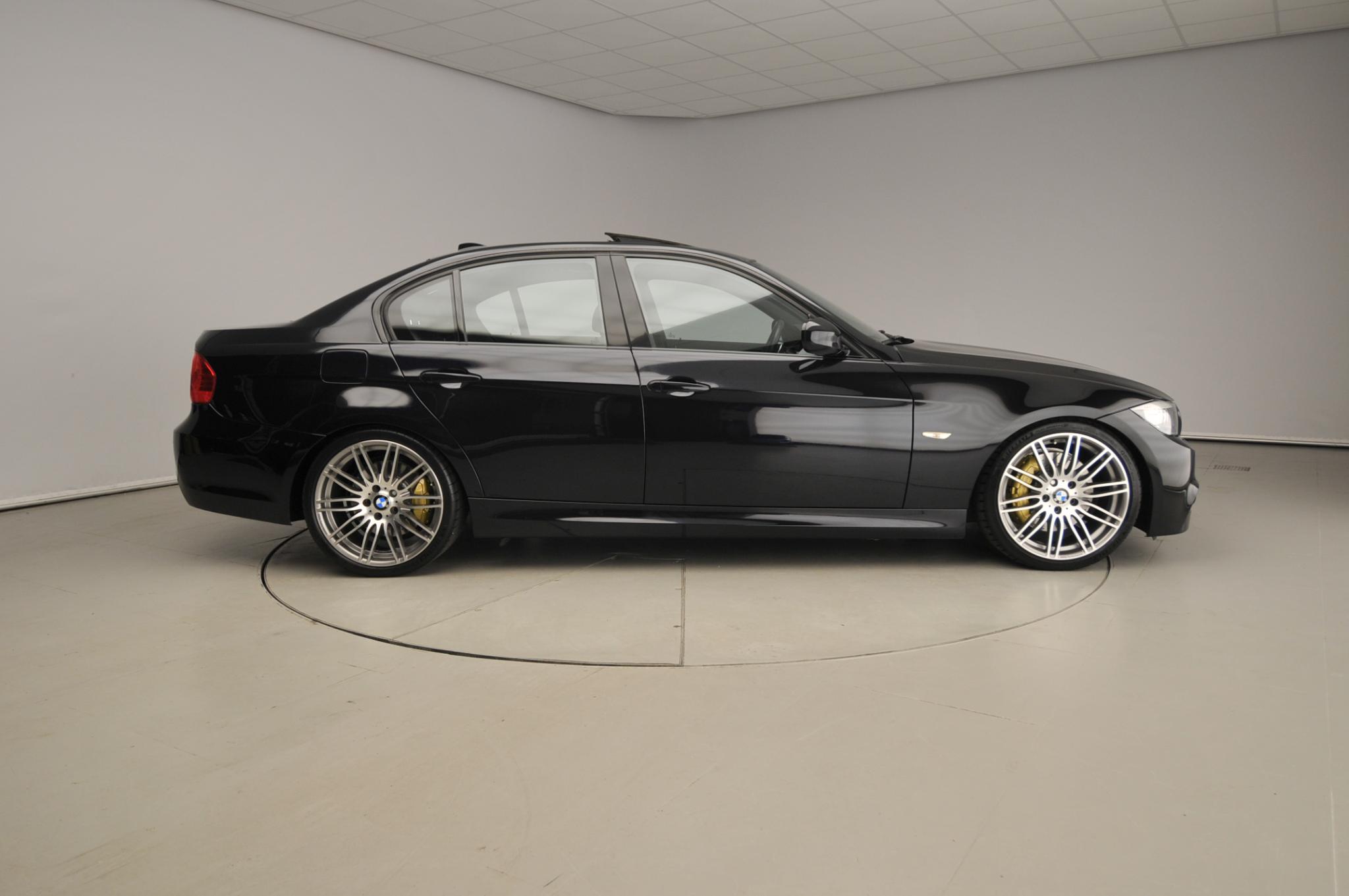 BMW 3 Serie 330i - Afbeelding 4