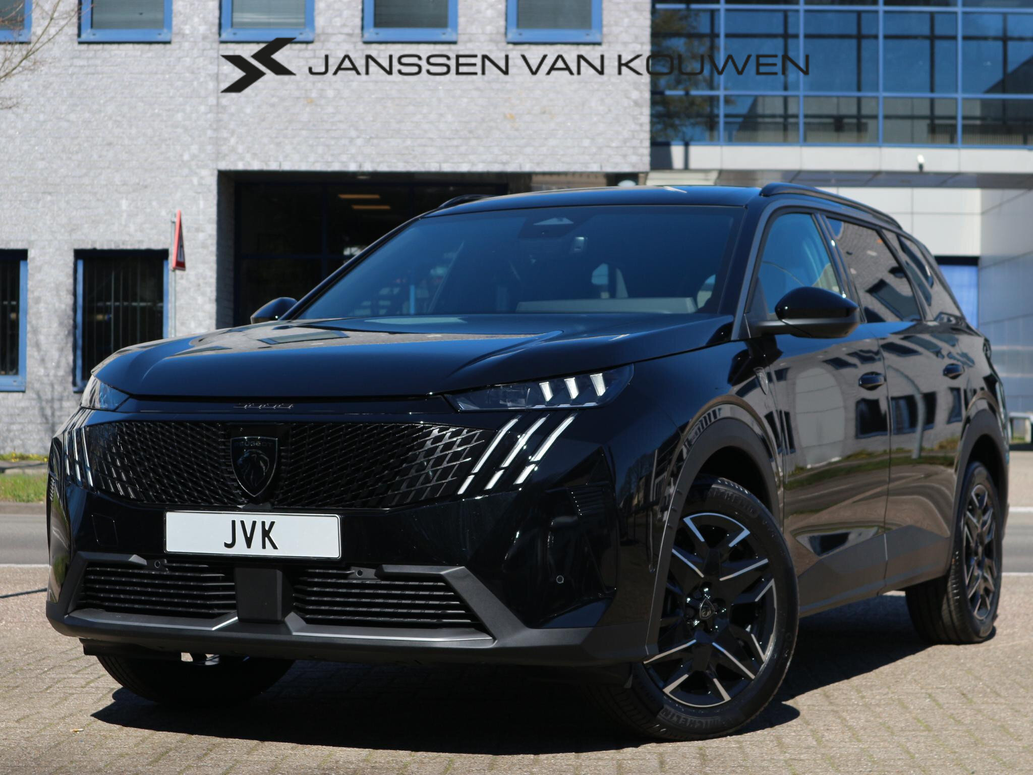 Peugeot 5008 1.2 Hybrid 145 GT