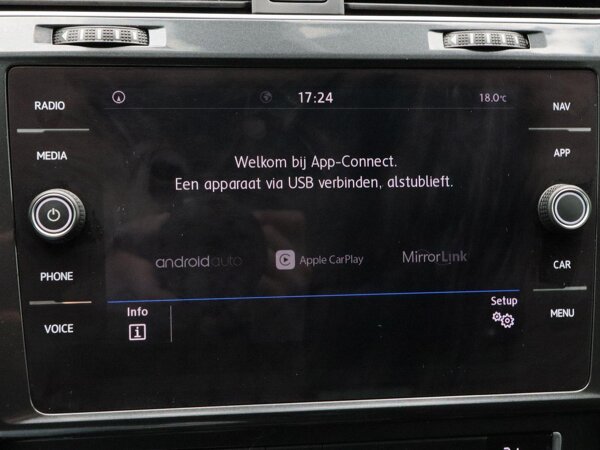 Apple Carplay/Android Auto