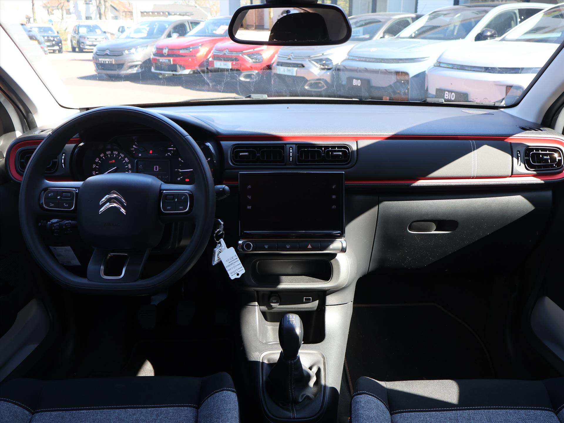 Citroën C3 PureTech 83PK S&S C-Series, Rijklaarprijs | Trekhaak | Camera | Apple Carplay | Lichtmetalen wielen | Parkeersensoren | DAB+ - Afbeelding 5