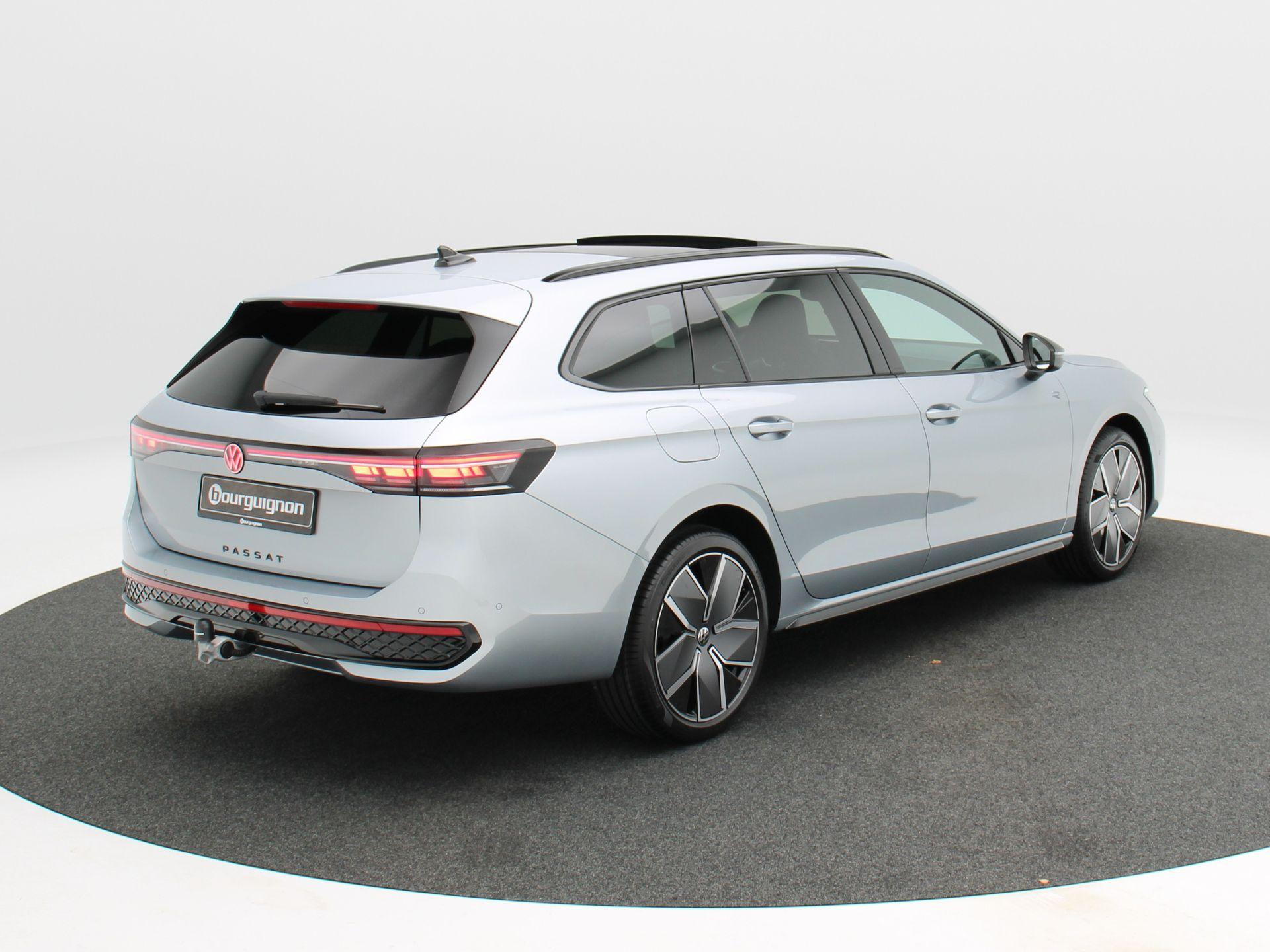 Volkswagen Passat R-Line Edition 1.5 eHybrid 204 PK - Afbeelding 2