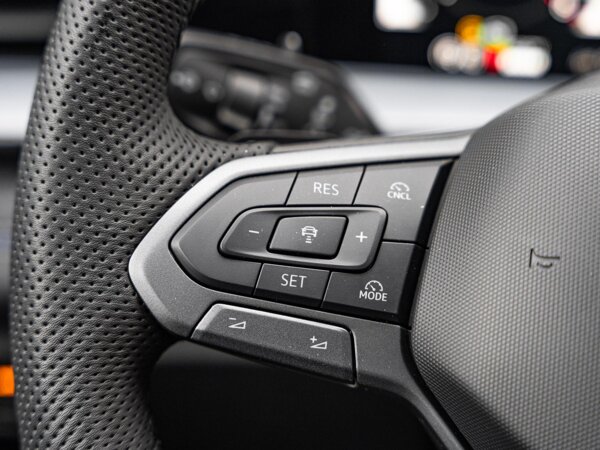 cruise control adaptief met Stop&Go en stuurhulp cruise control adaptief met Stop&Go en stuurhulp