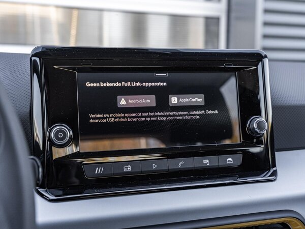 Apple Carplay/Android Auto