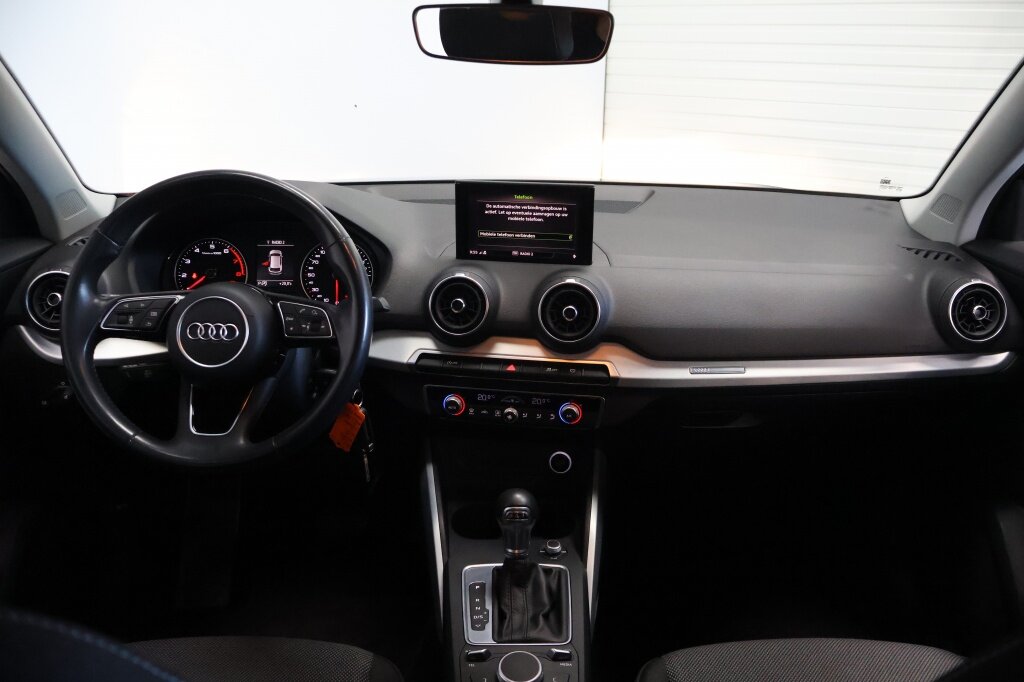 Audi Q2 30 TFSI Sport Automaat | Navigatie | Climate Control | Cruise - Afbeelding 2
