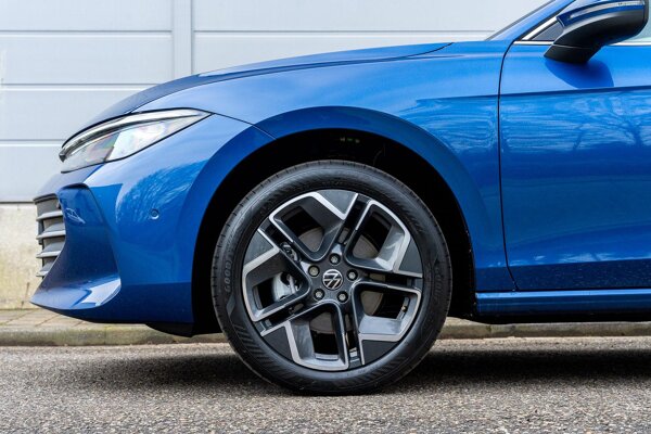 lichtmetalen velgen veel-spaaks 18" lichtmetalen velgen veel-spaaks 18"