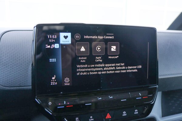 Apple Carplay/Android Auto Apple Carplay/Android Auto