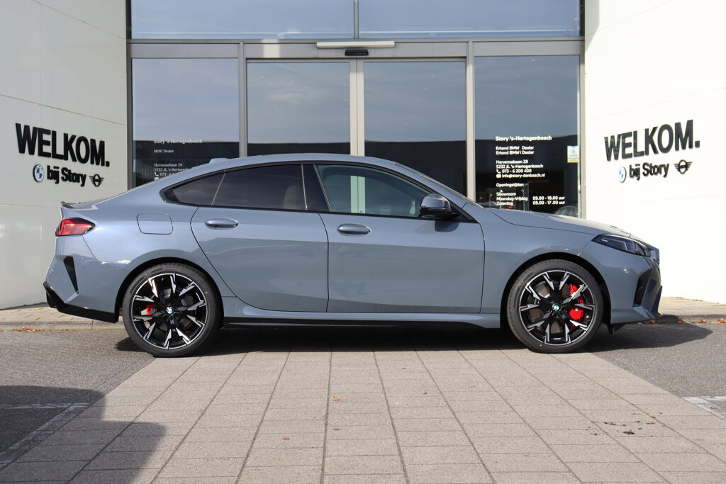 BMW 2 Serie 9