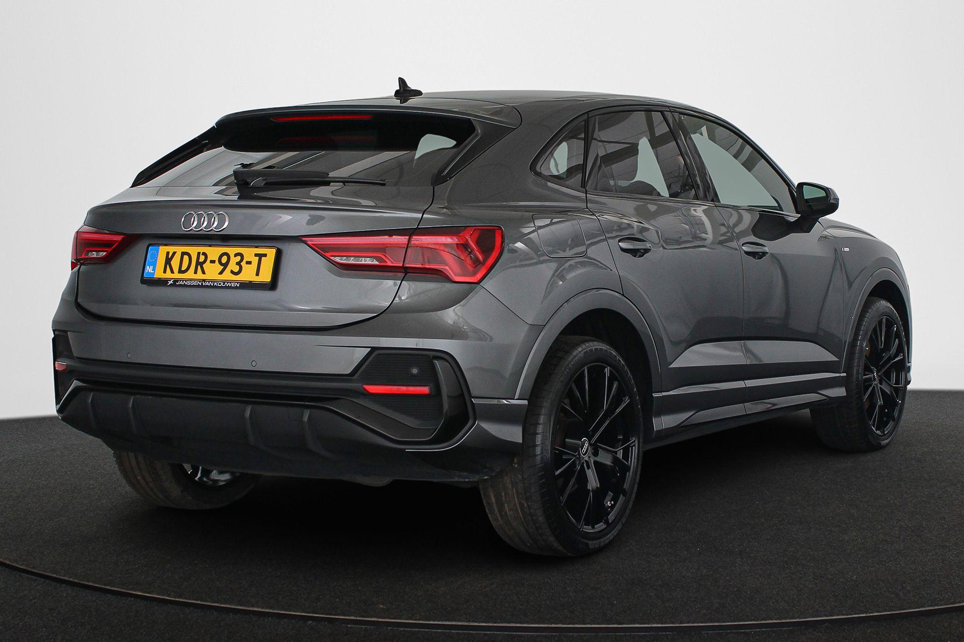 Audi Q3 Sportback 45 TFSI e S Edition - Afbeelding 3