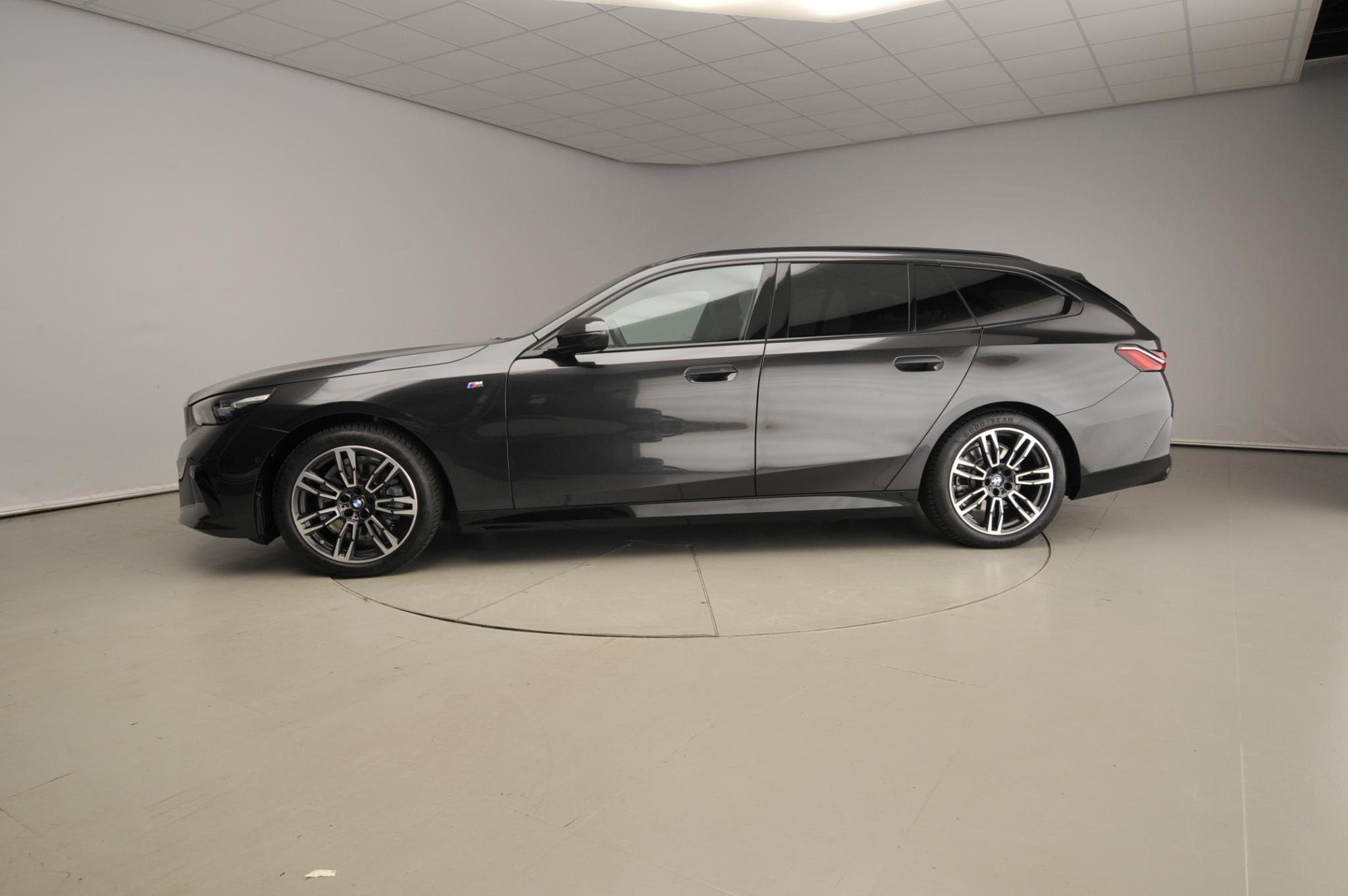 BMW 5 Serie Touring 520i - Afbeelding 2