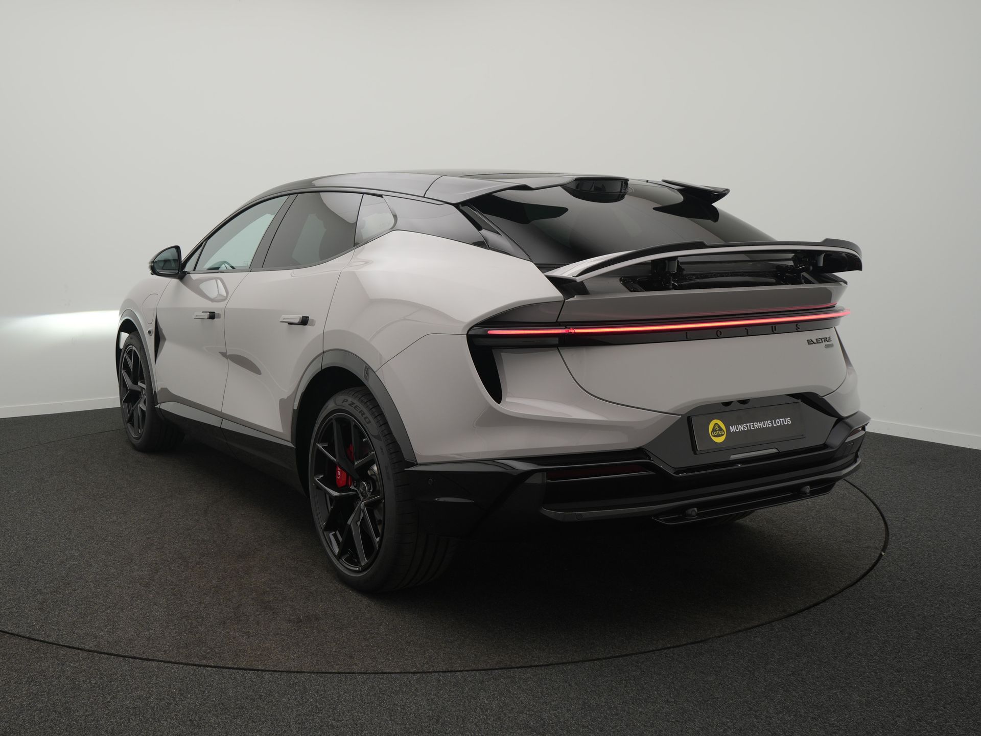 Lotus Eletre 600 Sport SE 4WD - Afbeelding 3