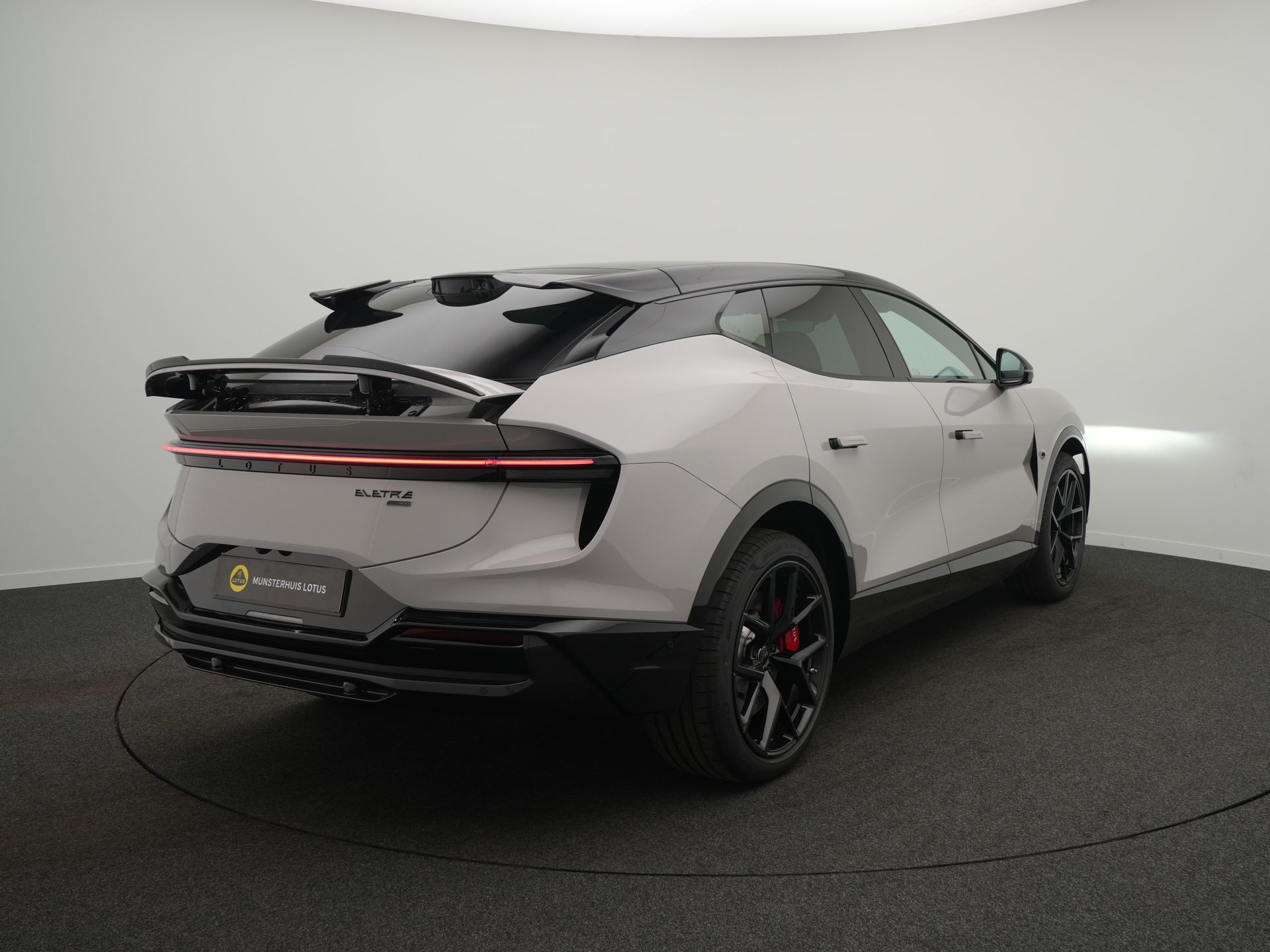 Lotus Eletre 600 Sport SE 4WD - Afbeelding 4