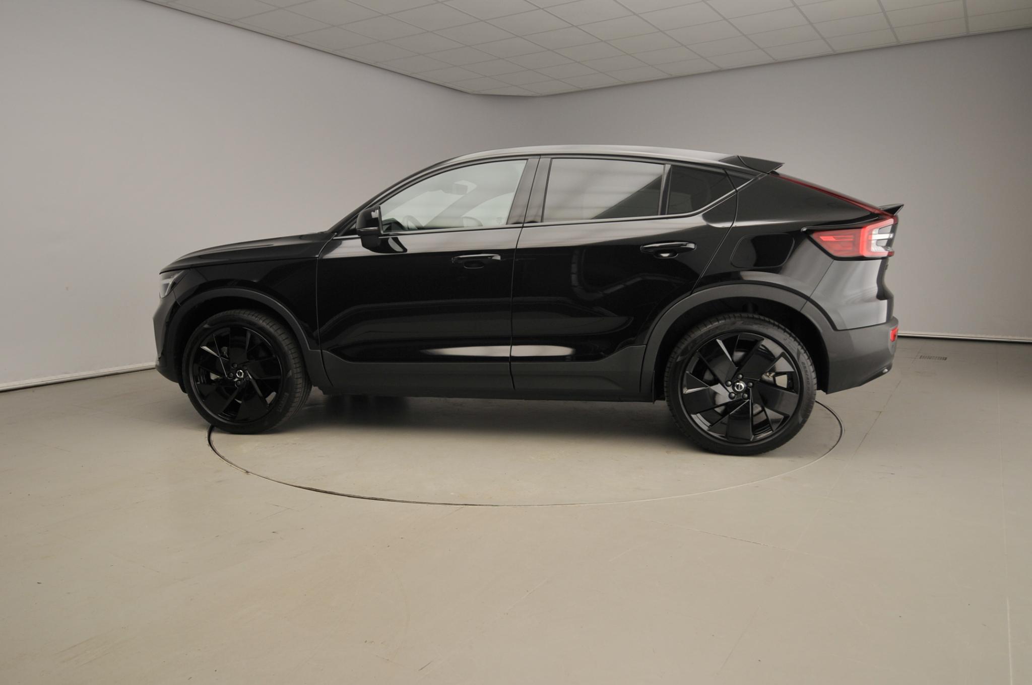 Volvo EC40 Single Motor Plus Black Edition 70 kWh - Afbeelding 3