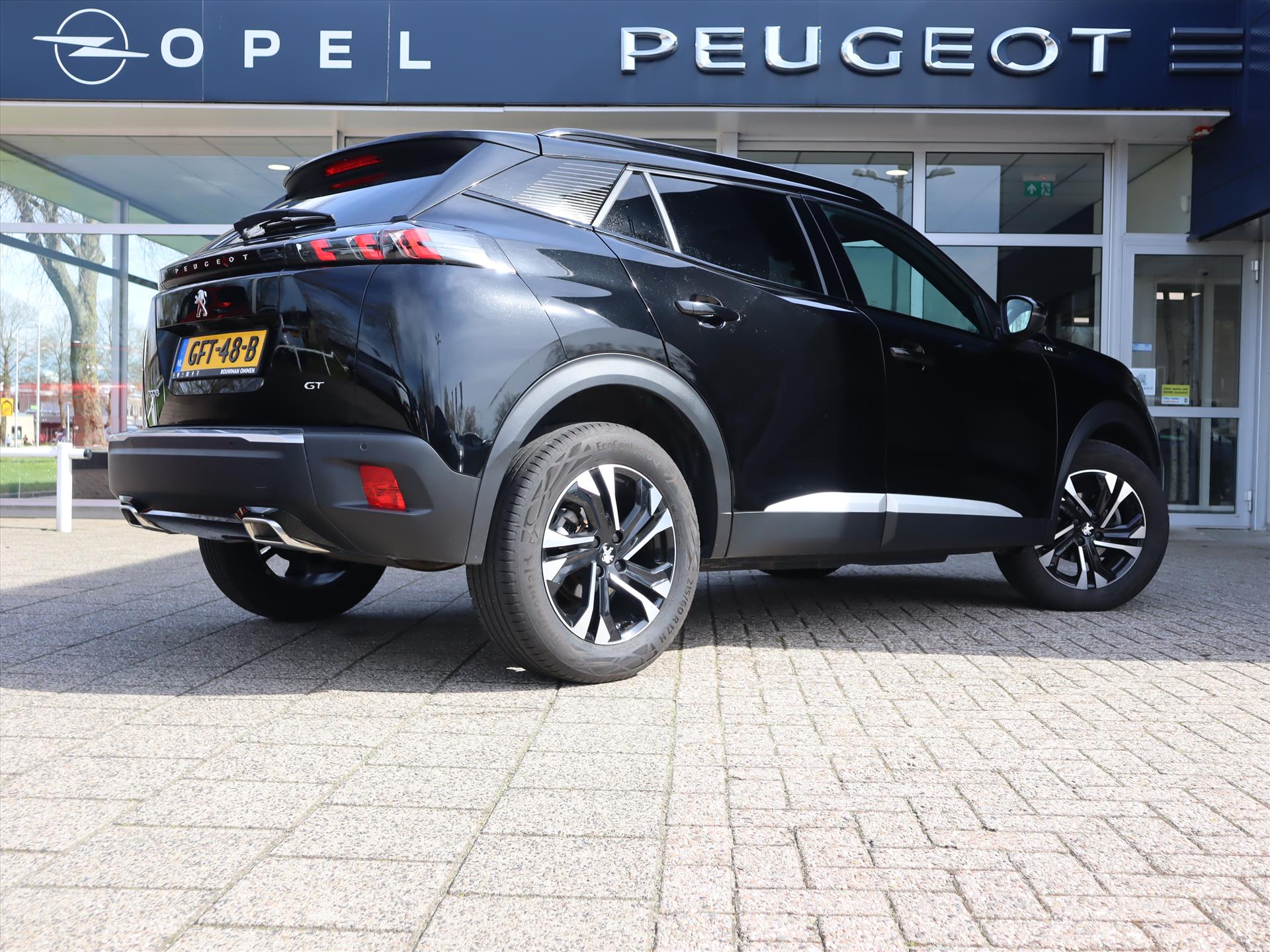 Peugeot 2008 SUV GT Puretech 130PK EAT8 Automaat, Rijklaarprijs, Adaptieve Cruise Control Navigatie DAB+ Camera - Afbeelding 4