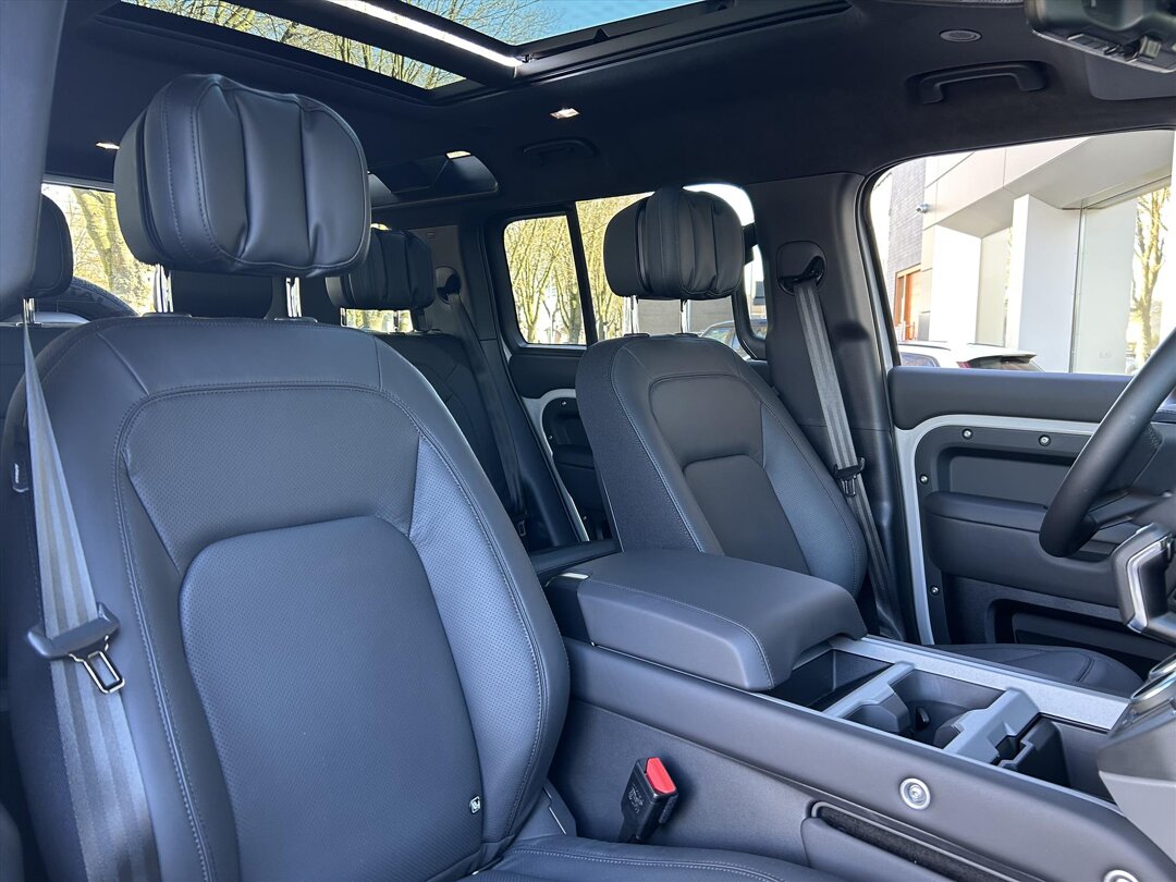 Land Rover Defender - foto 4