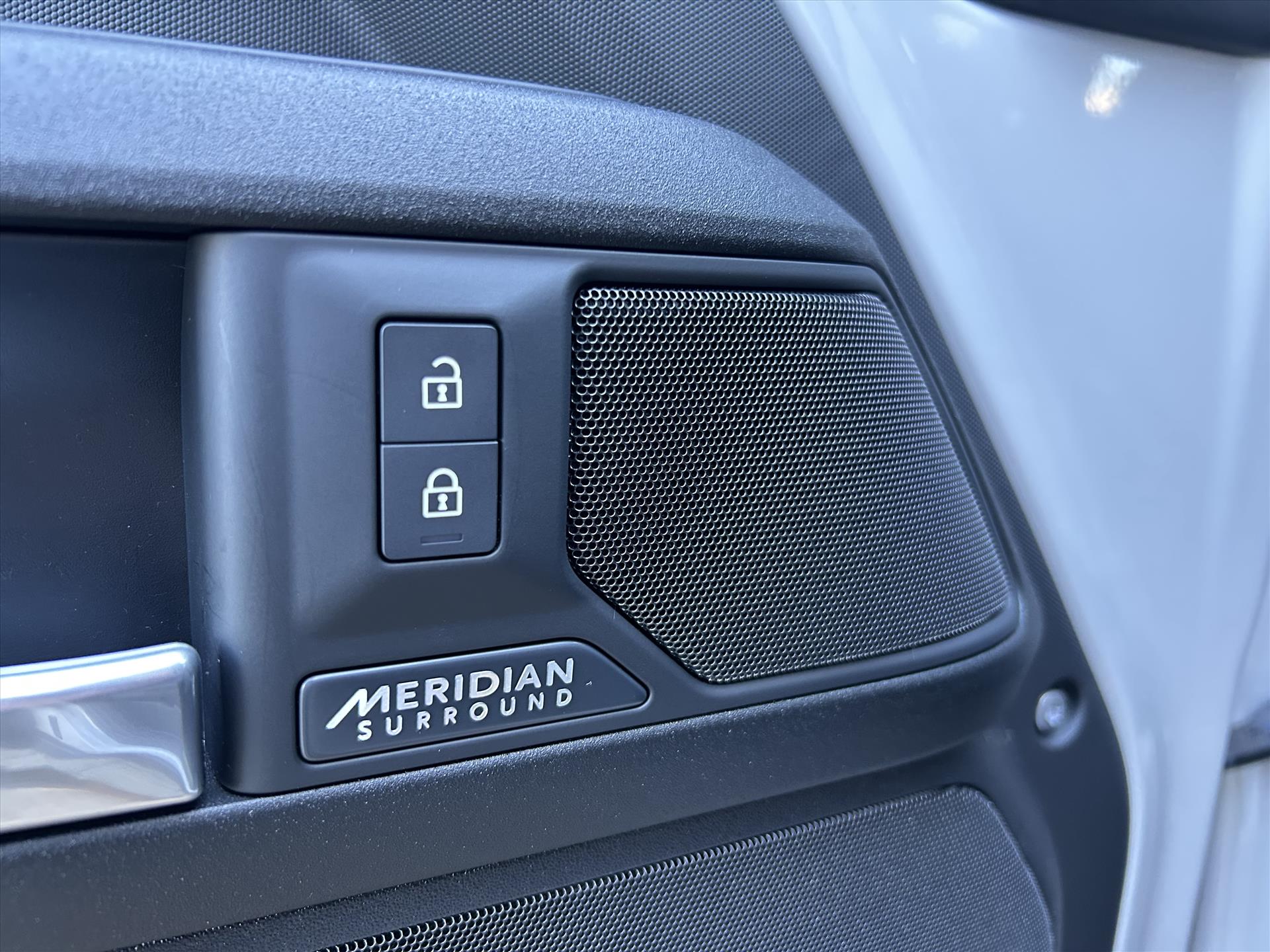Land Rover Defender - foto 11