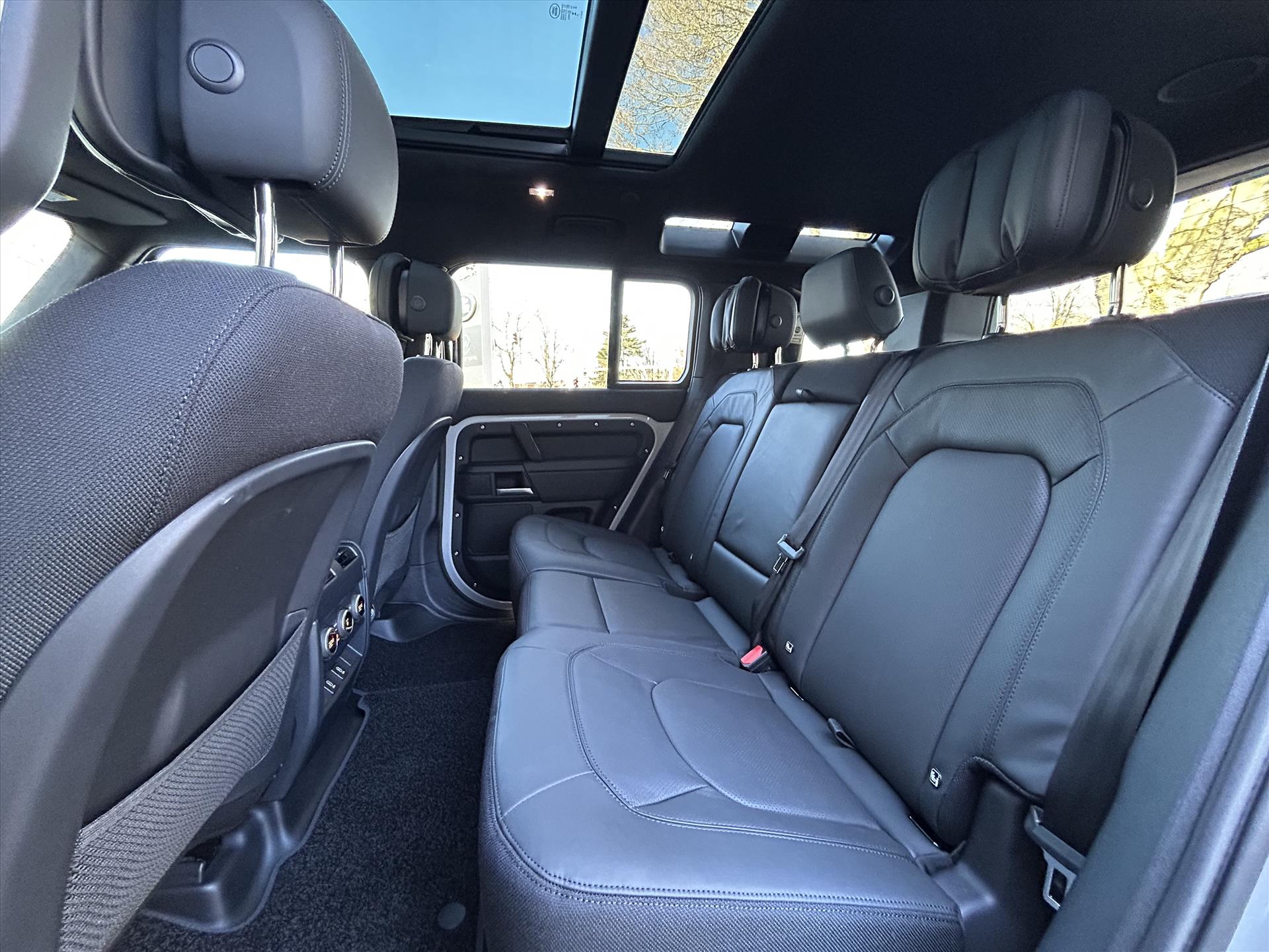 Land Rover Defender - foto 46