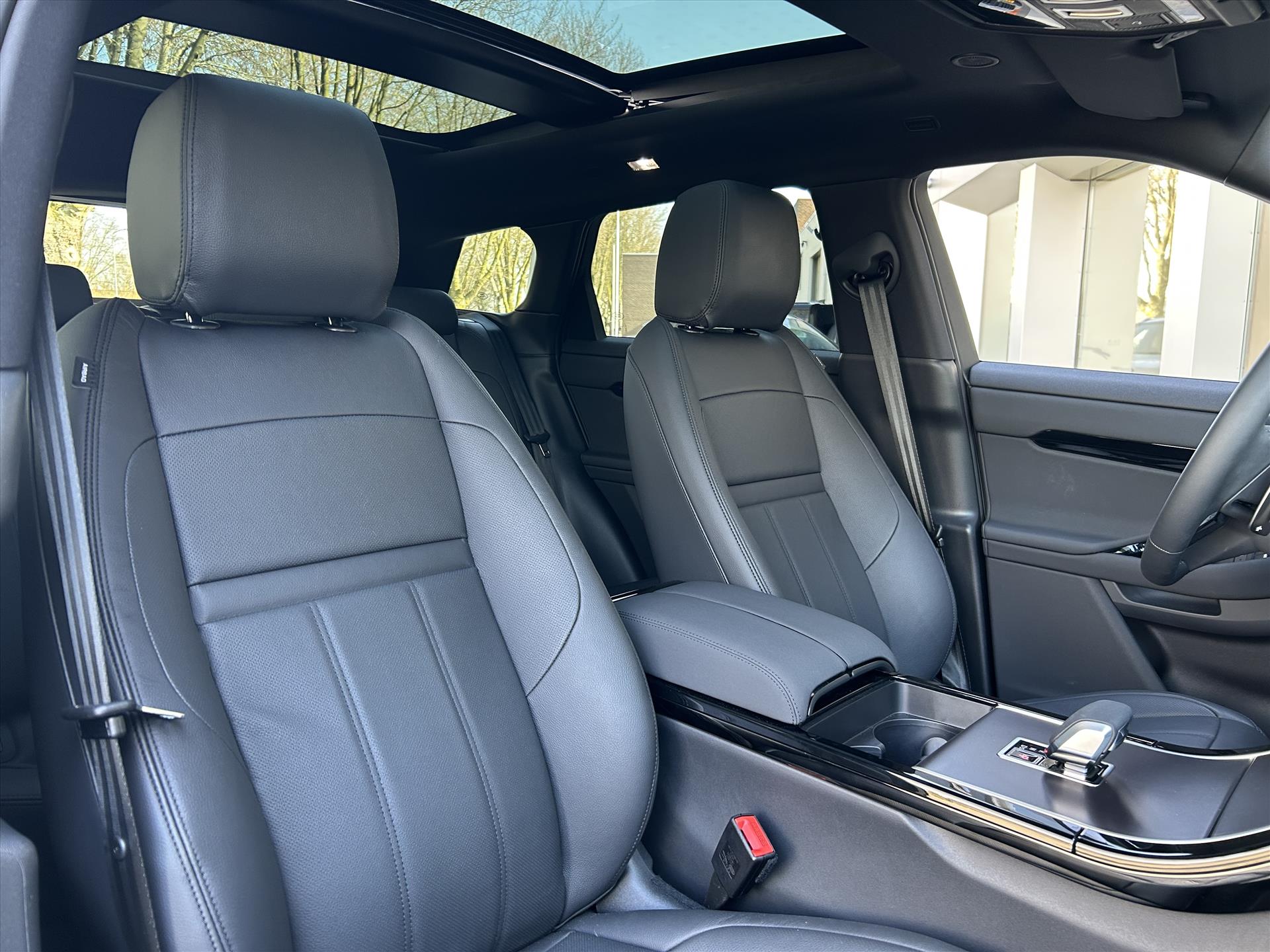Land Rover Range Rover Evoque P270e PHEV AWD Dynamic Edition - Afbeelding 4
