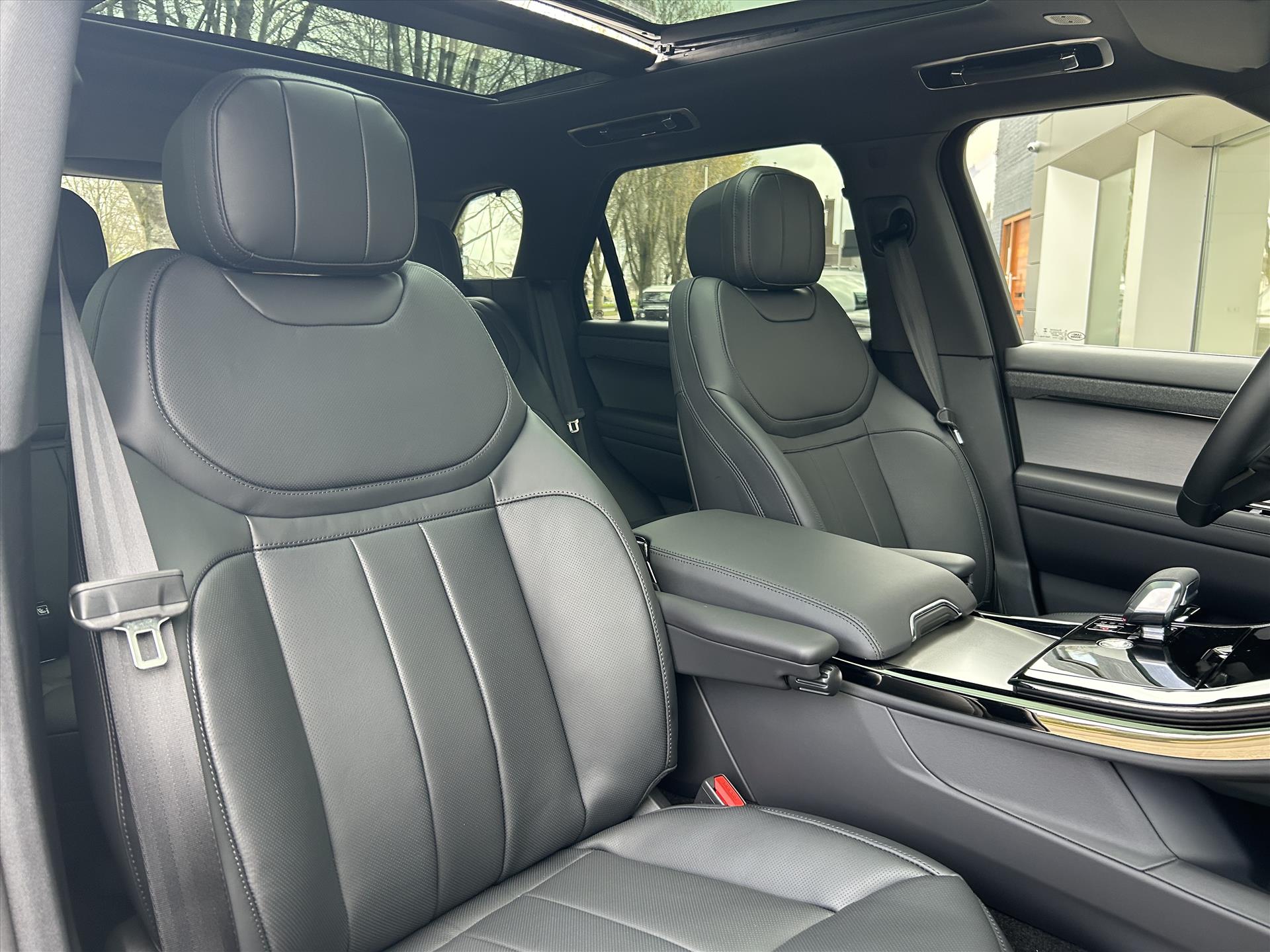 Land Rover Range Rover Sport P460e PHEV AWD Momentum Edition - Afbeelding 4