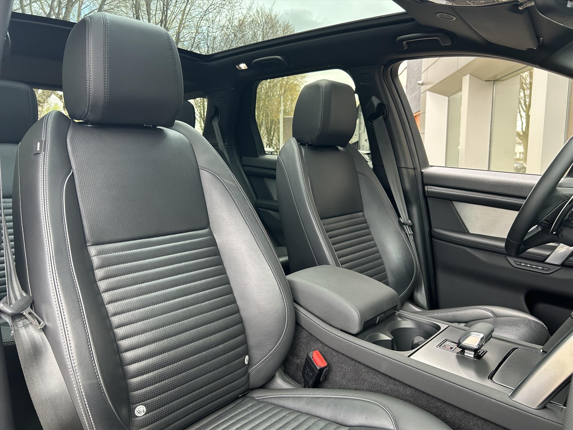 Land Rover Discovery Sport P300e PHEV AWD R-Dynamic SE - Afbeelding 4