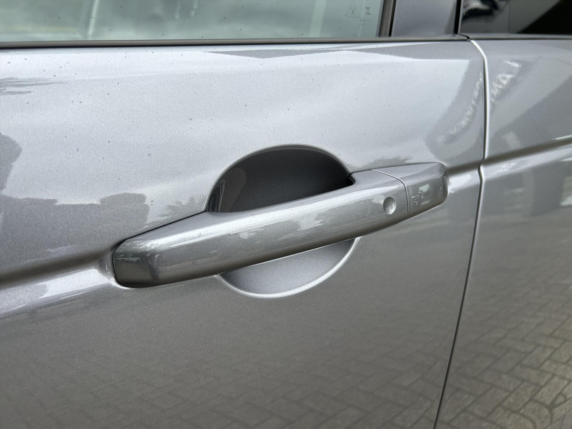 Land Rover Discovery Sport - foto 18