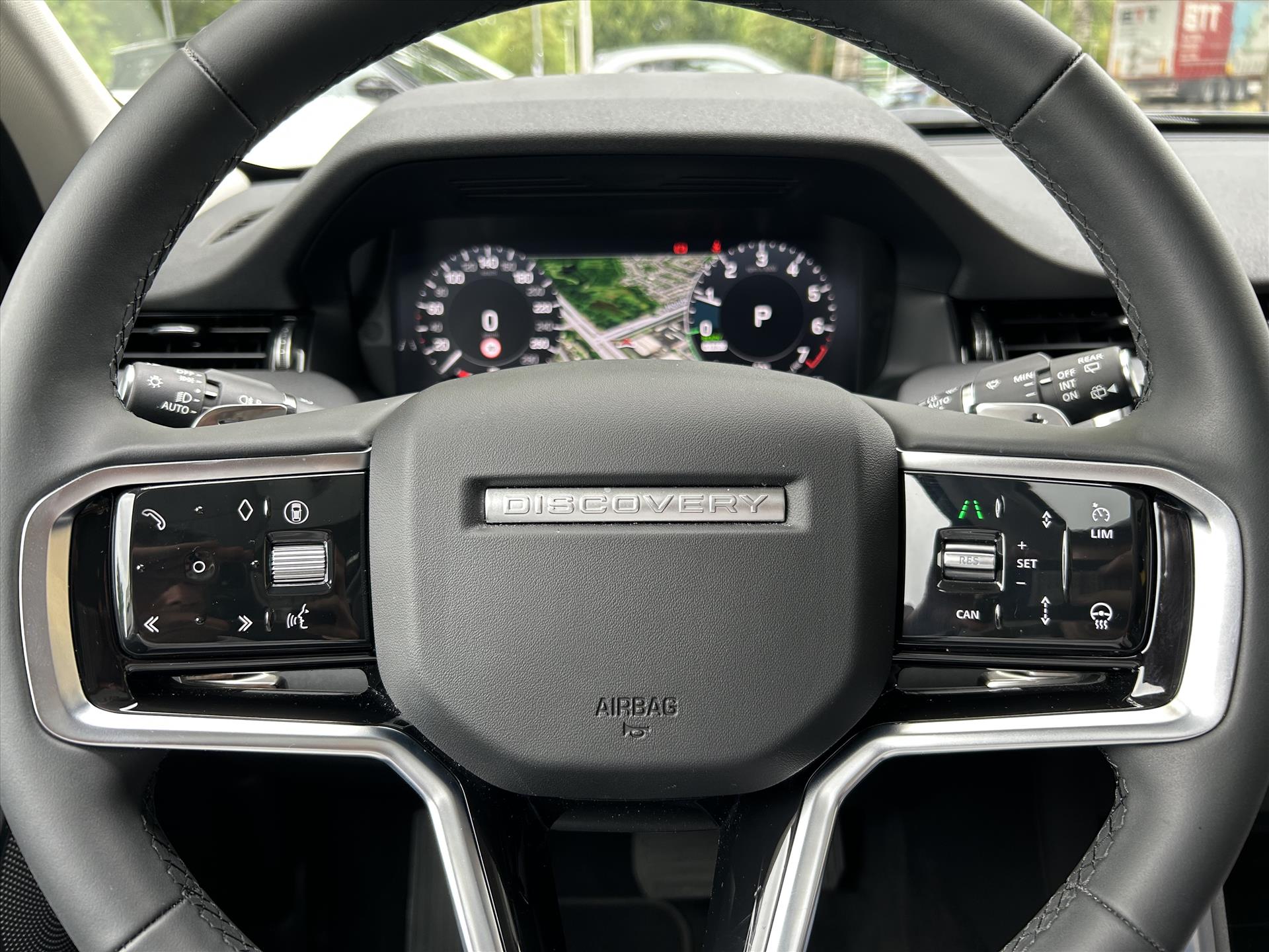 Land Rover Discovery Sport - foto 30