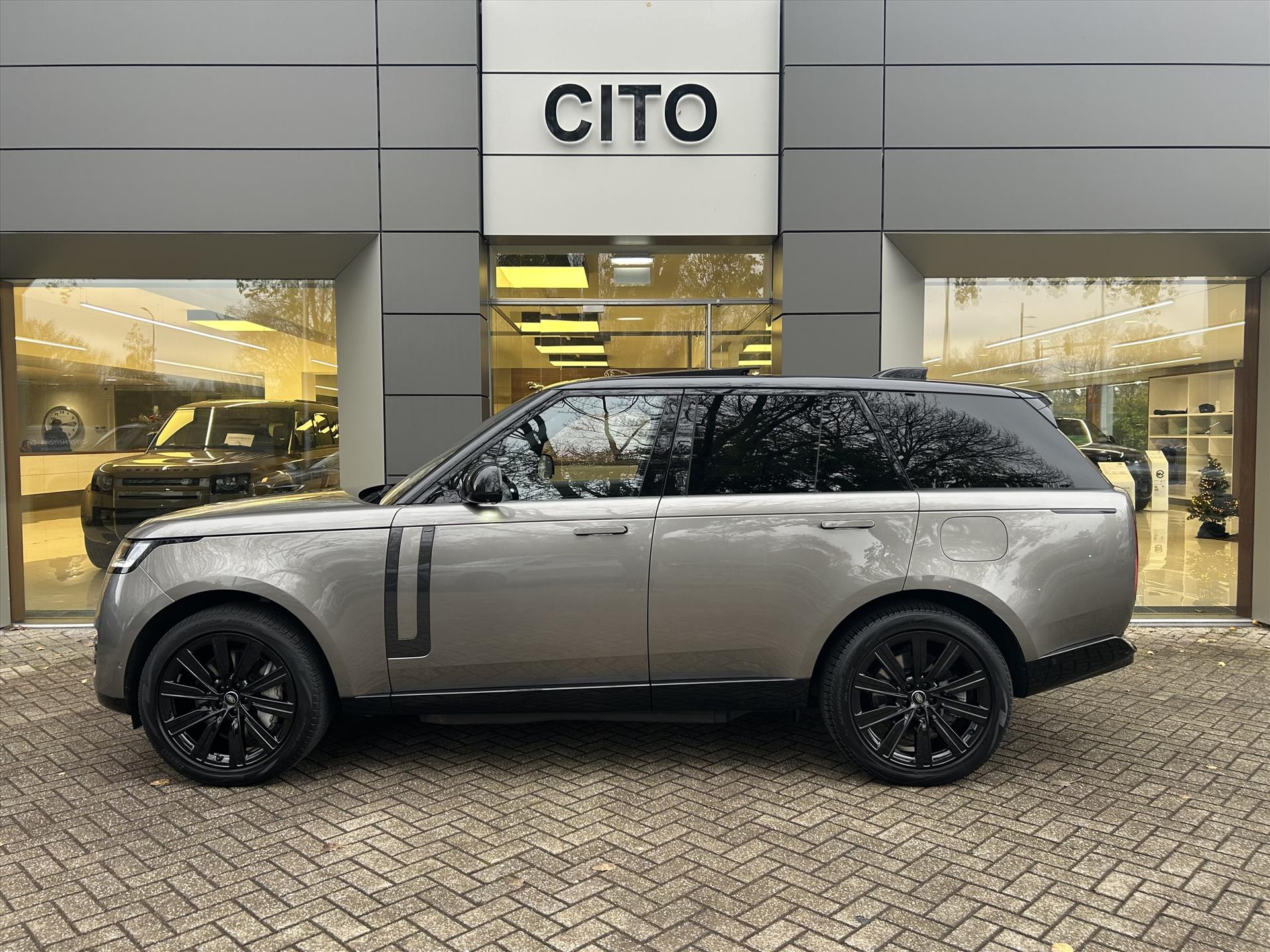 Land Rover Range Rover P440e PHEV AWD HSE - Afbeelding 2