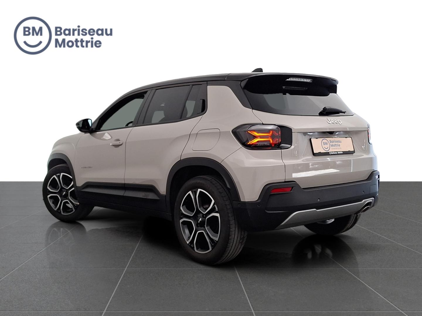 Jeep Avenger ALTITUDE *CARPLAY*DAB*GPS*CAMERA SENSOREN*ZETELVERWARMING* - Image 4