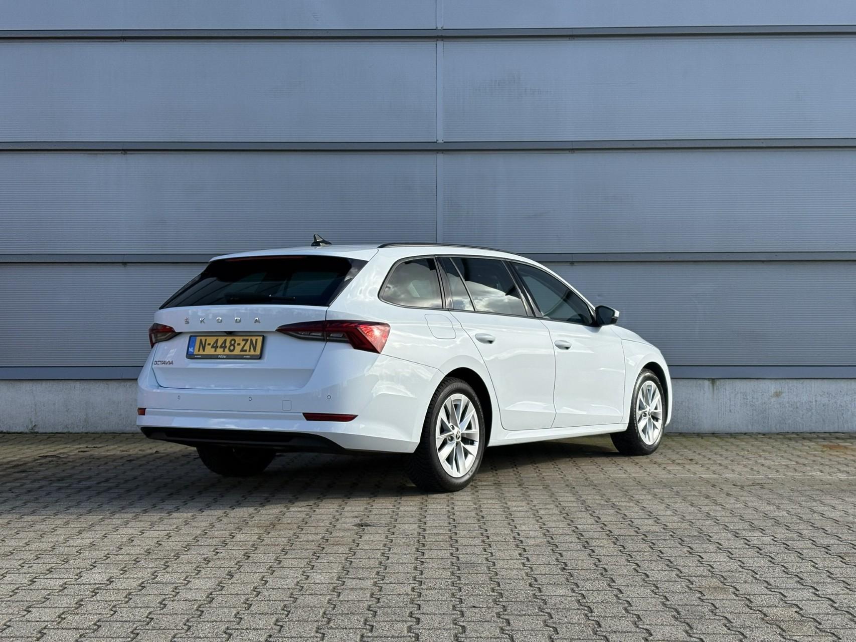 Skoda Octavia Combi 1.0 TSI 110pk Business Edition Plus - Afbeelding 2