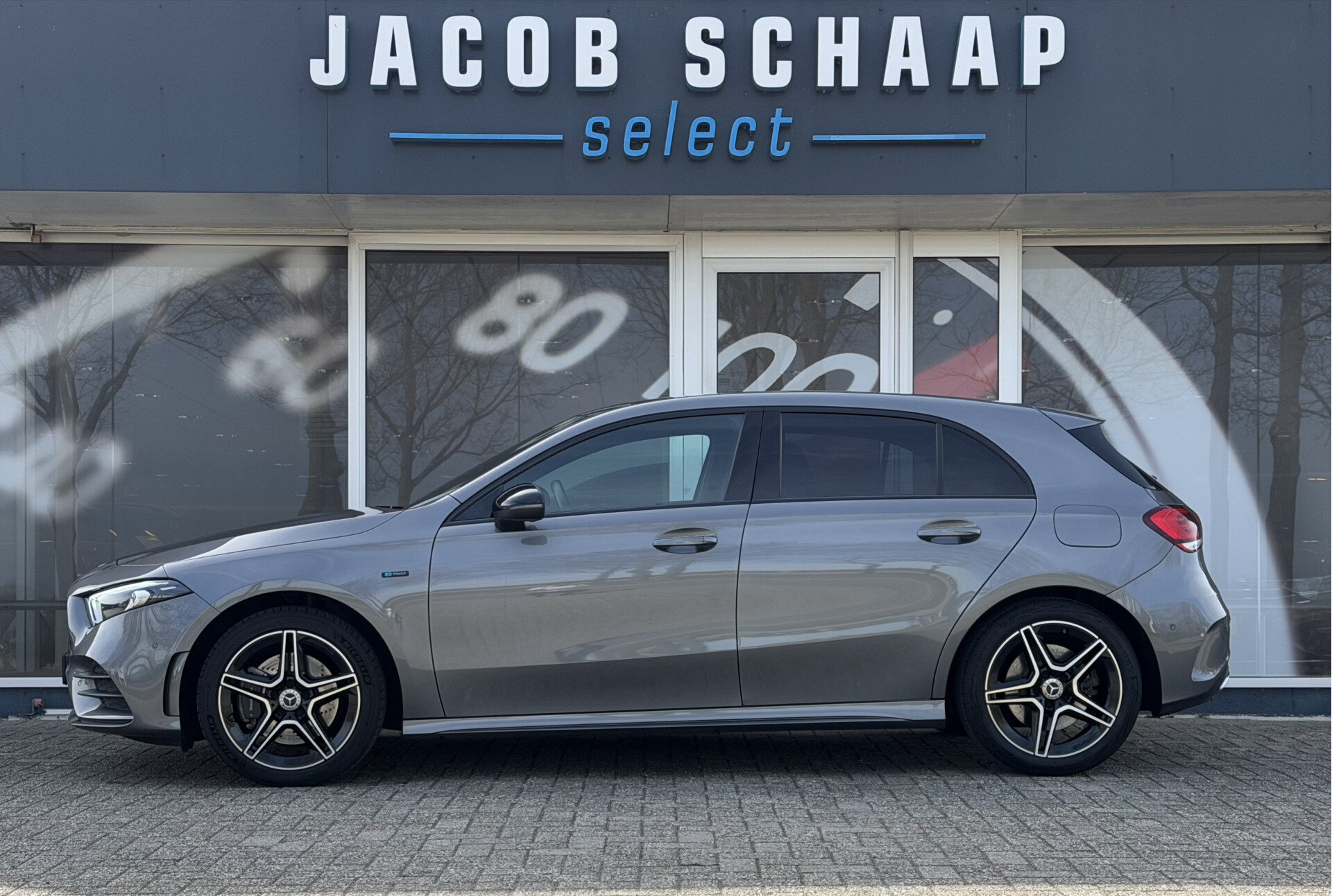 Mercedes-Benz A-Klasse 250 e Business Solution AMG - Afbeelding 5