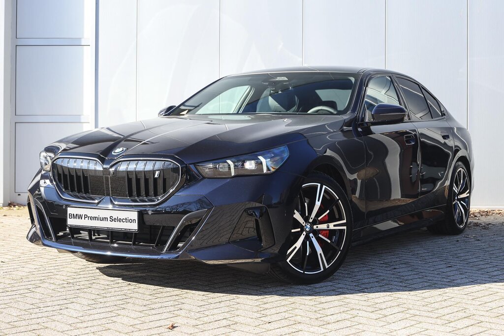 BMW i5 1