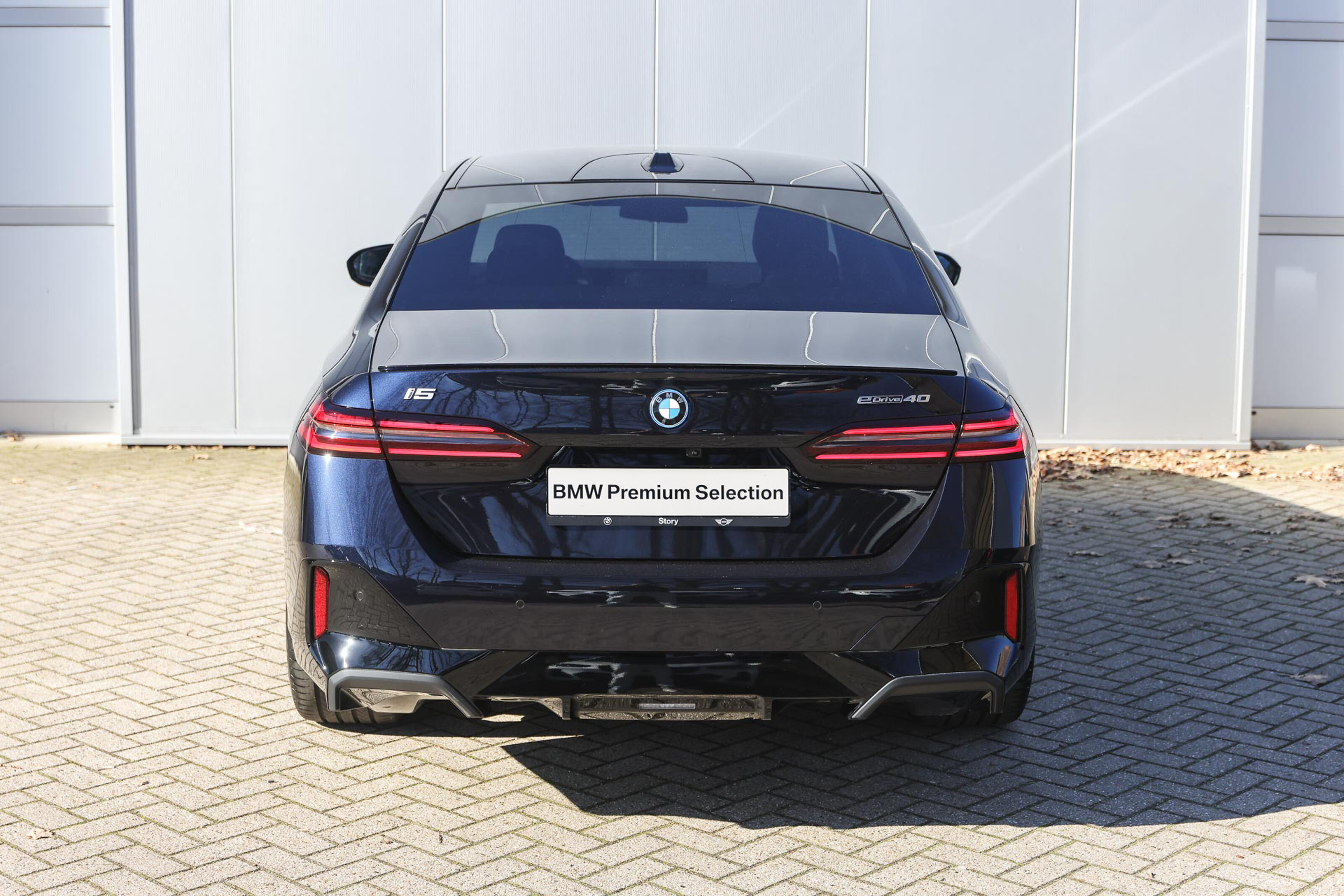 BMW i5 6