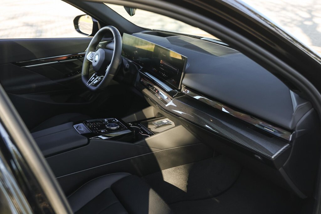 BMW i5 10
