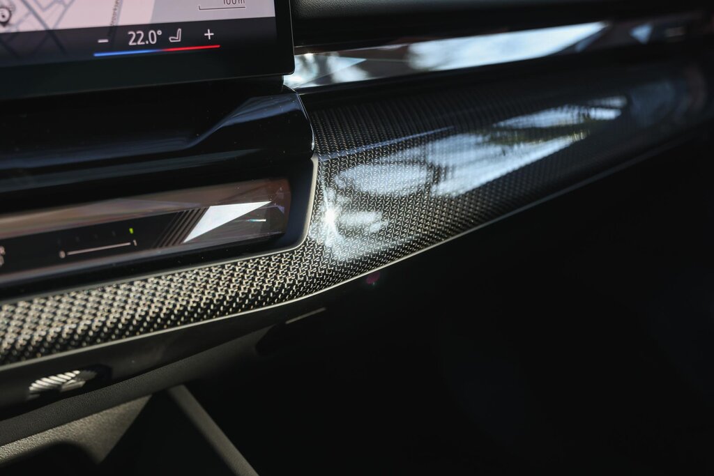 BMW i5 15