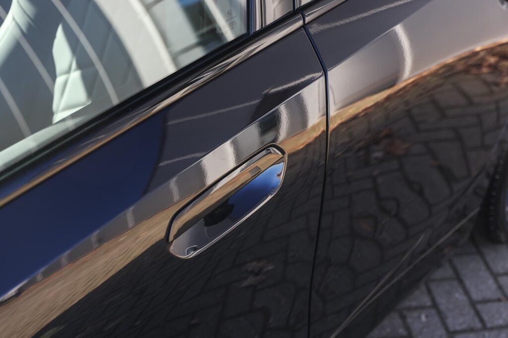 BMW i5 30