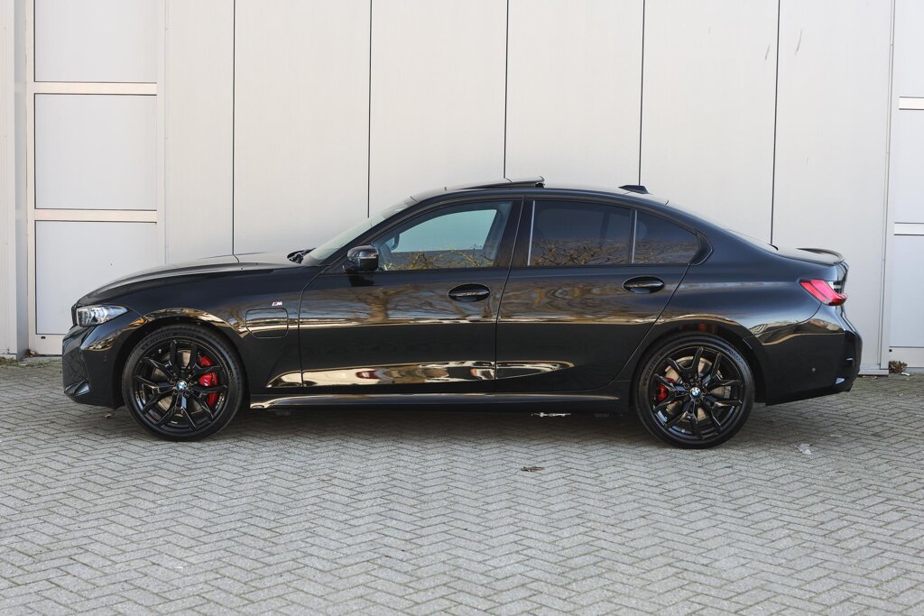 BMW 3 Serie 8