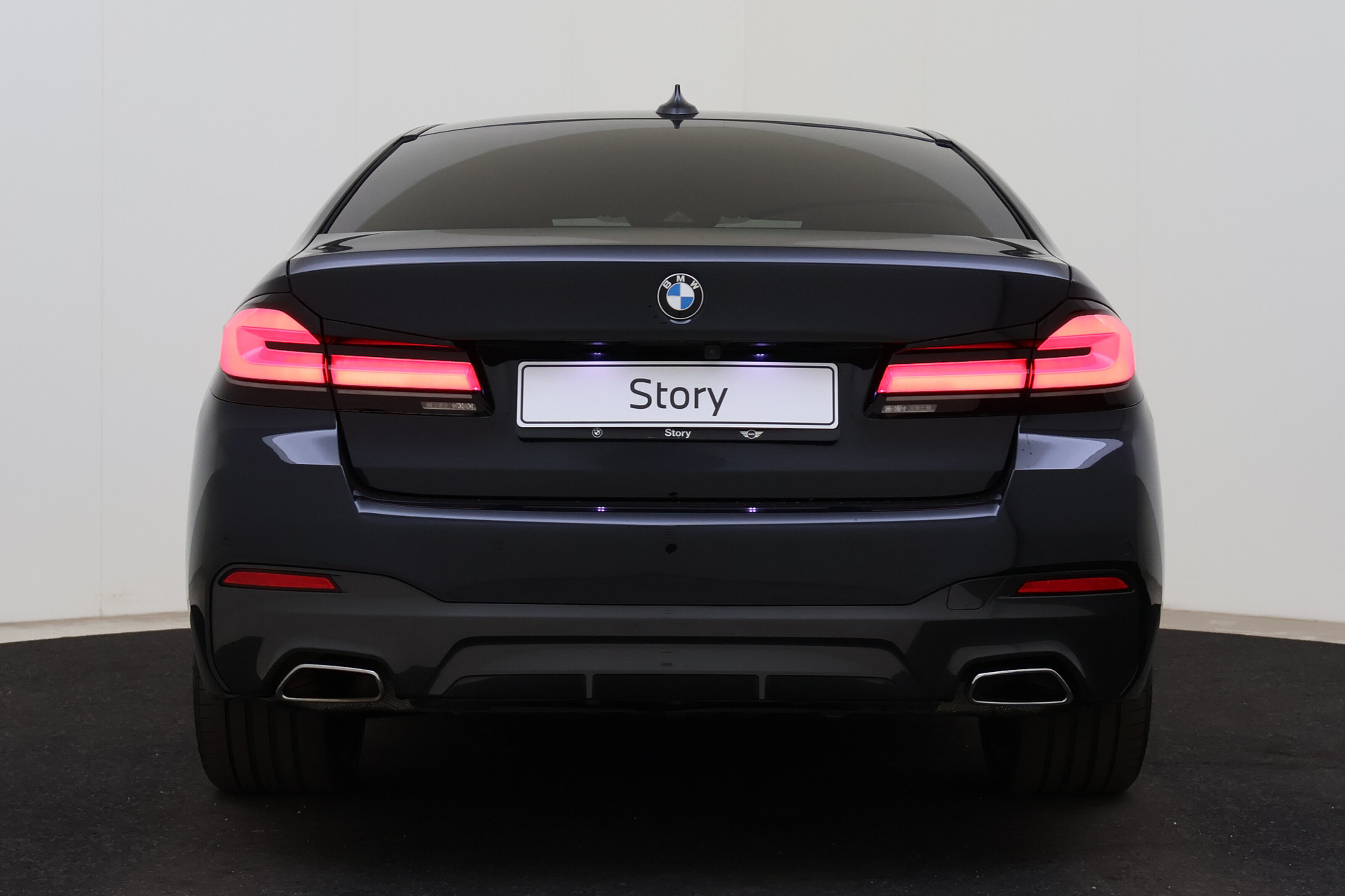 BMW 5 Serie 520e High Executive M Sport Automaat