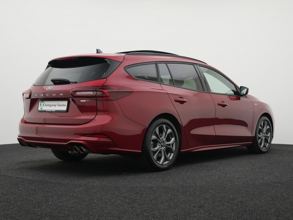 Ford Focus 1.0 Ecoboost automaat ST line X | Panoramdak | Afn. Trekhaak | - Afbeelding 2