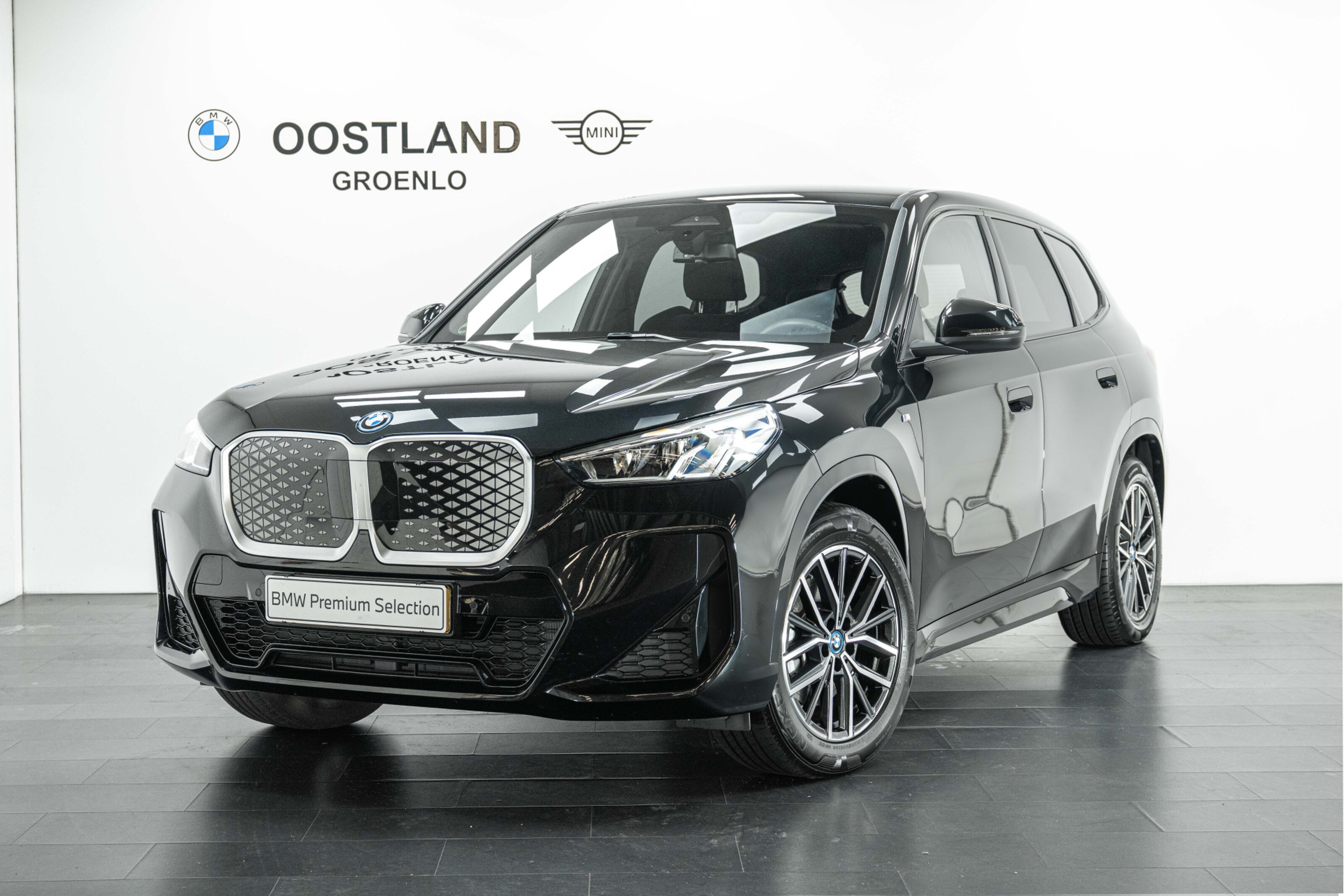 BMW iX1 xDrive30 M Sport