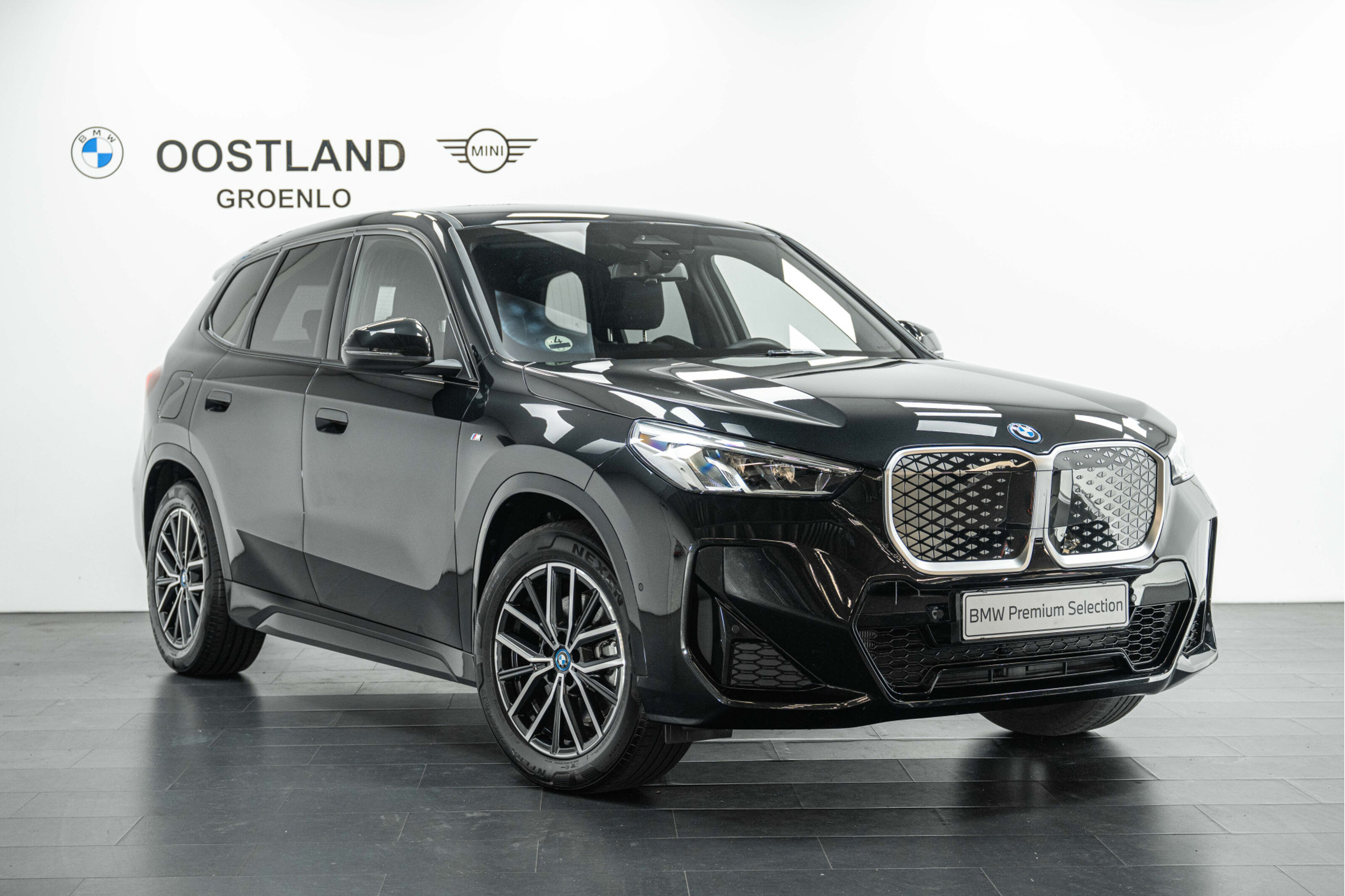 BMW iX1 xDrive30 M Sport