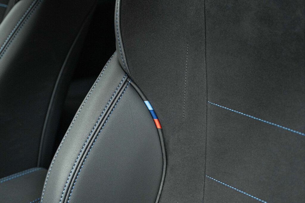 BMW iX1 10