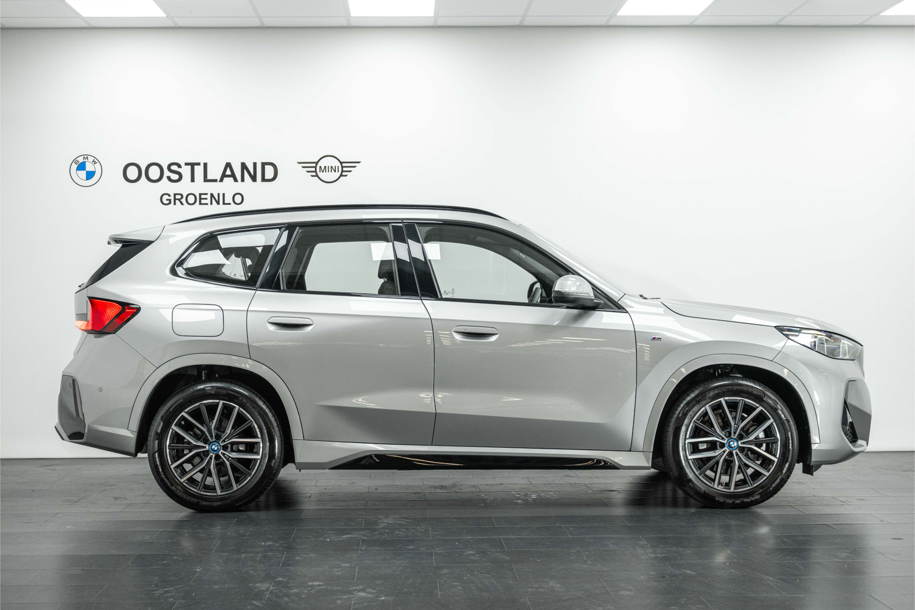 BMW X1 6